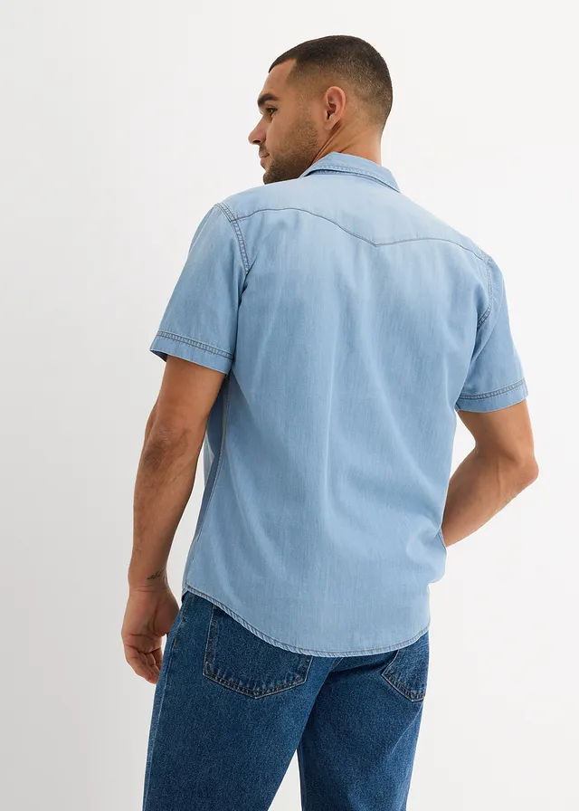 Spijkeroverhemd met korte mouw van biologisch katoen, slim fit, Kleur: ijsblauw denim