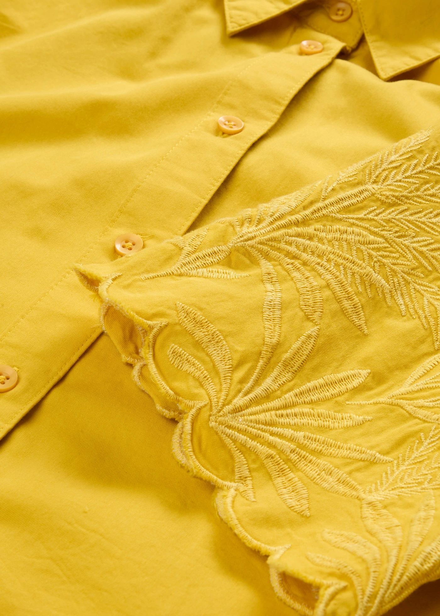 Zkrácená košilová halenka s podílem hedvábí • limetkově kari • bonprix obchod