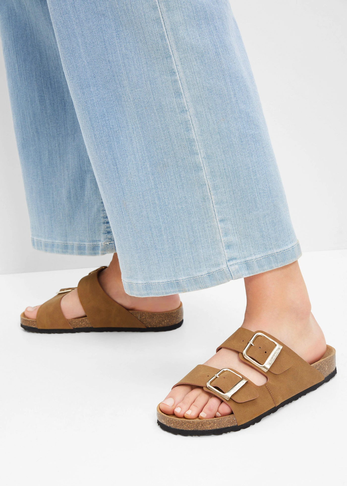 Tamaris slippers • cognac • bonprix online shop