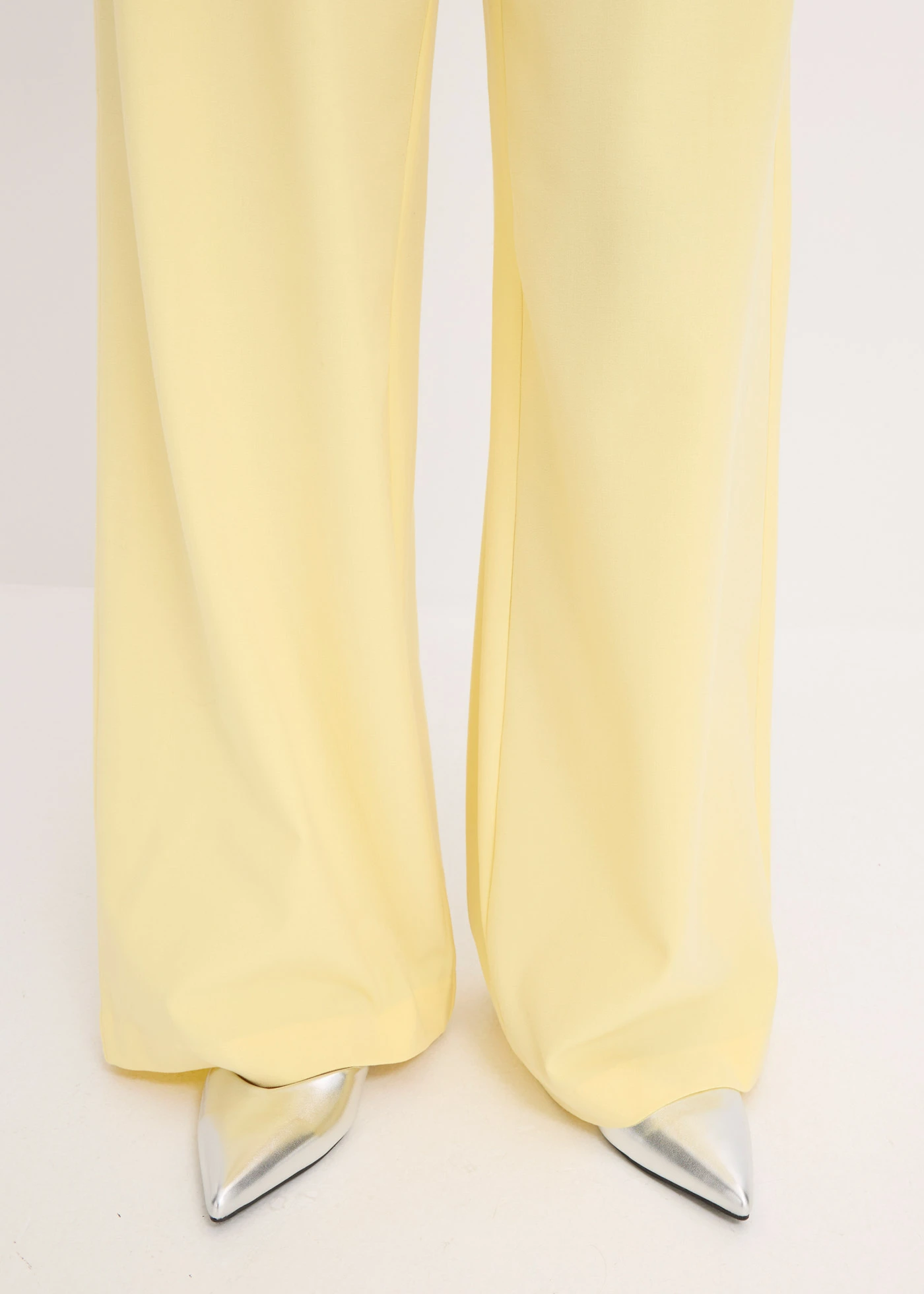 Pantalon large à pinces • jaune clair • Boutique bonprix