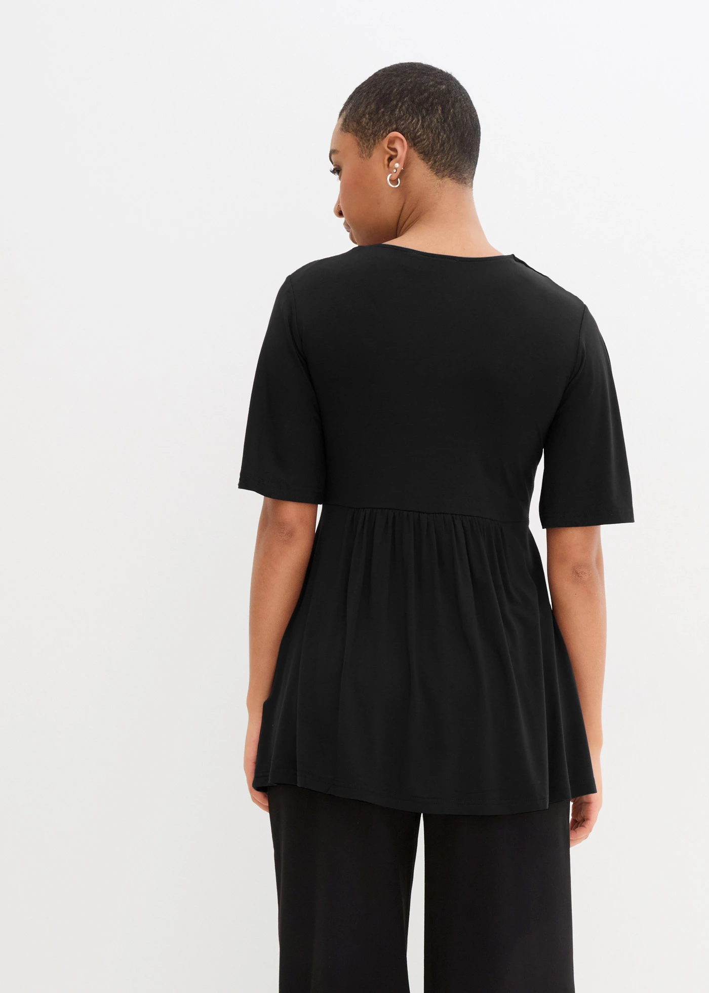 T-shirt in een viscosemix • zwart • bonprix online shop