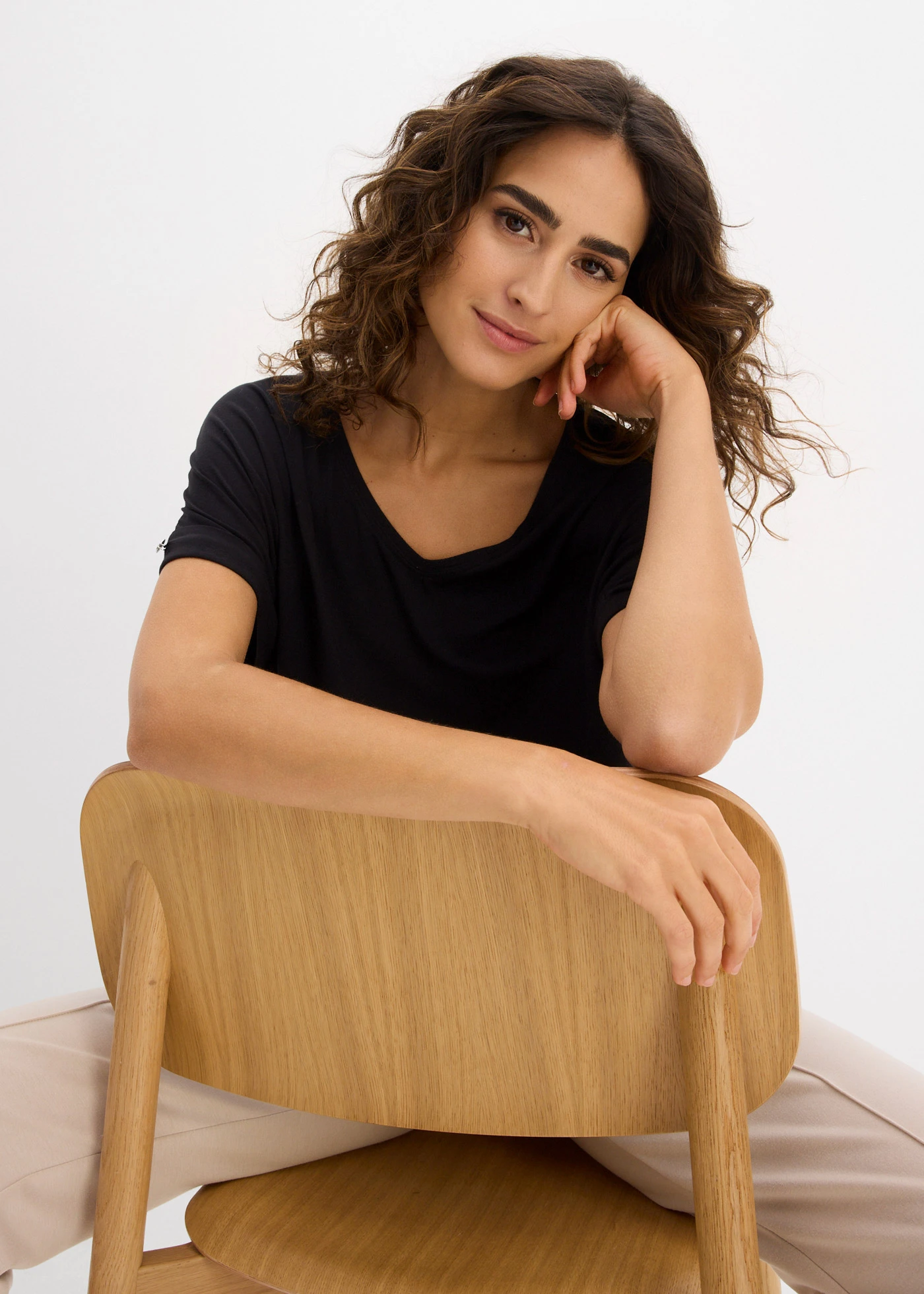 T-shirt • noir • Boutique bonprix