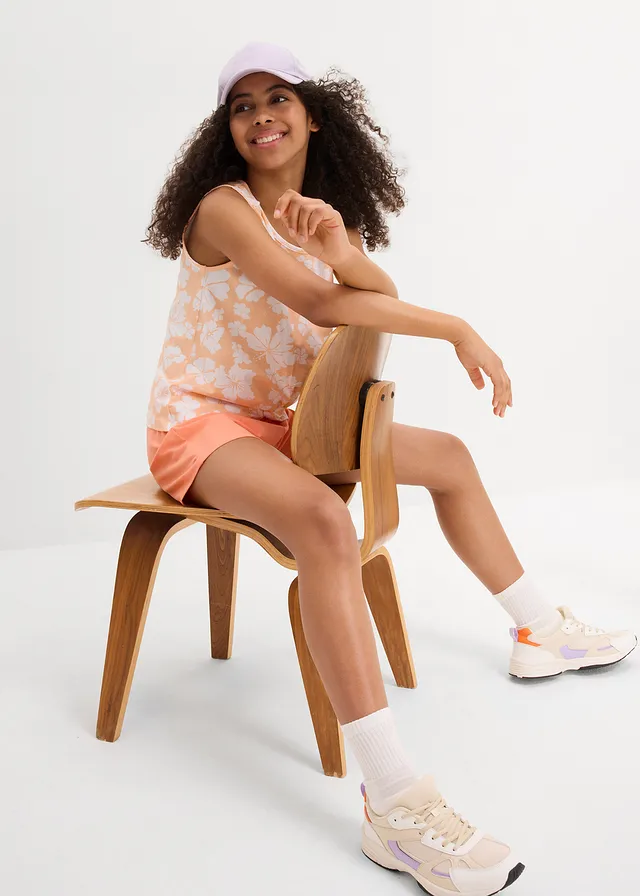 Top en korte broek van een katoenmix (2-dlg. set) • melba-wit-zalmkleur gebloemd • product-page.page-title-suffix