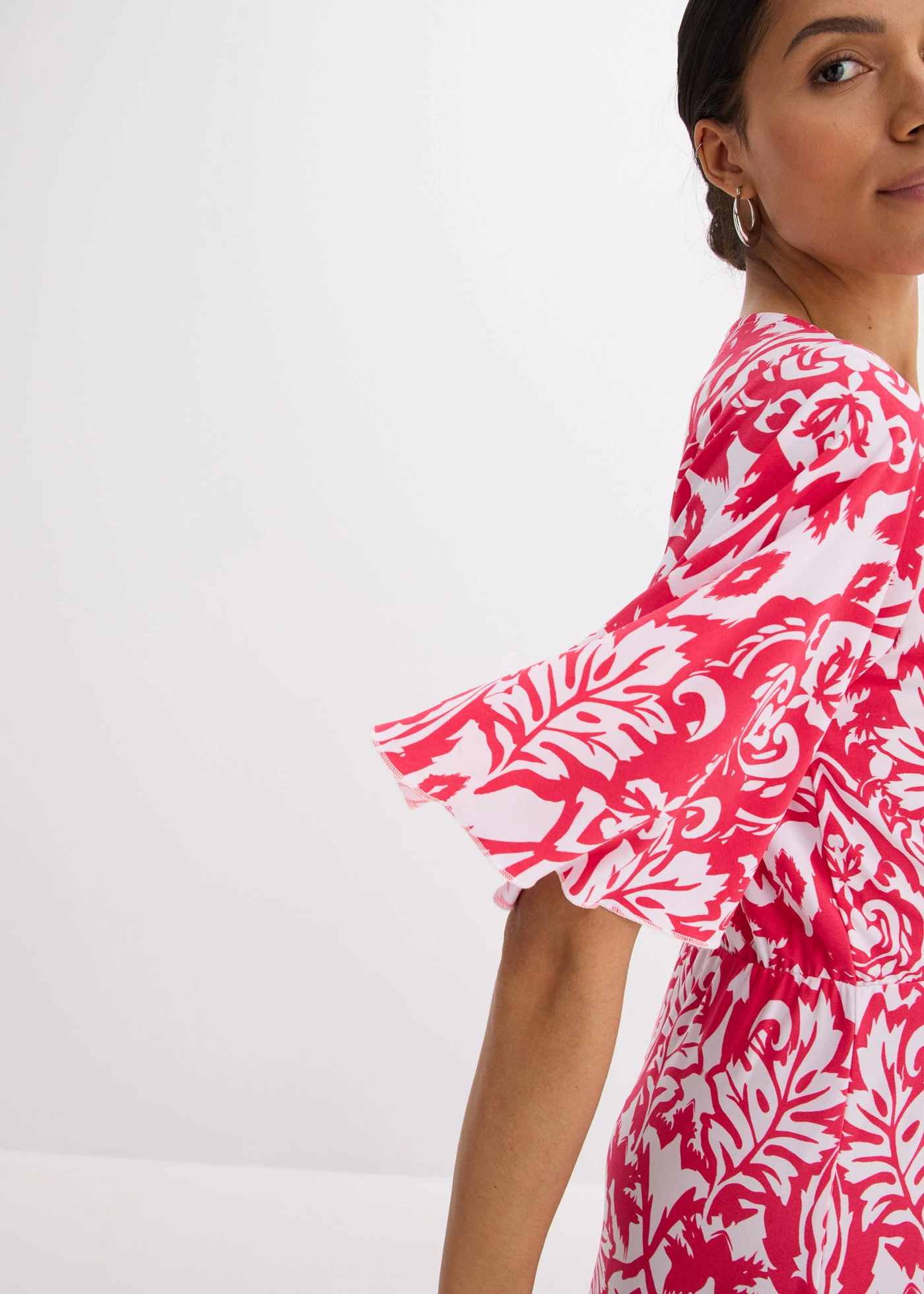 Dzsörzé ruha • pink/fehér • bonprix áruház