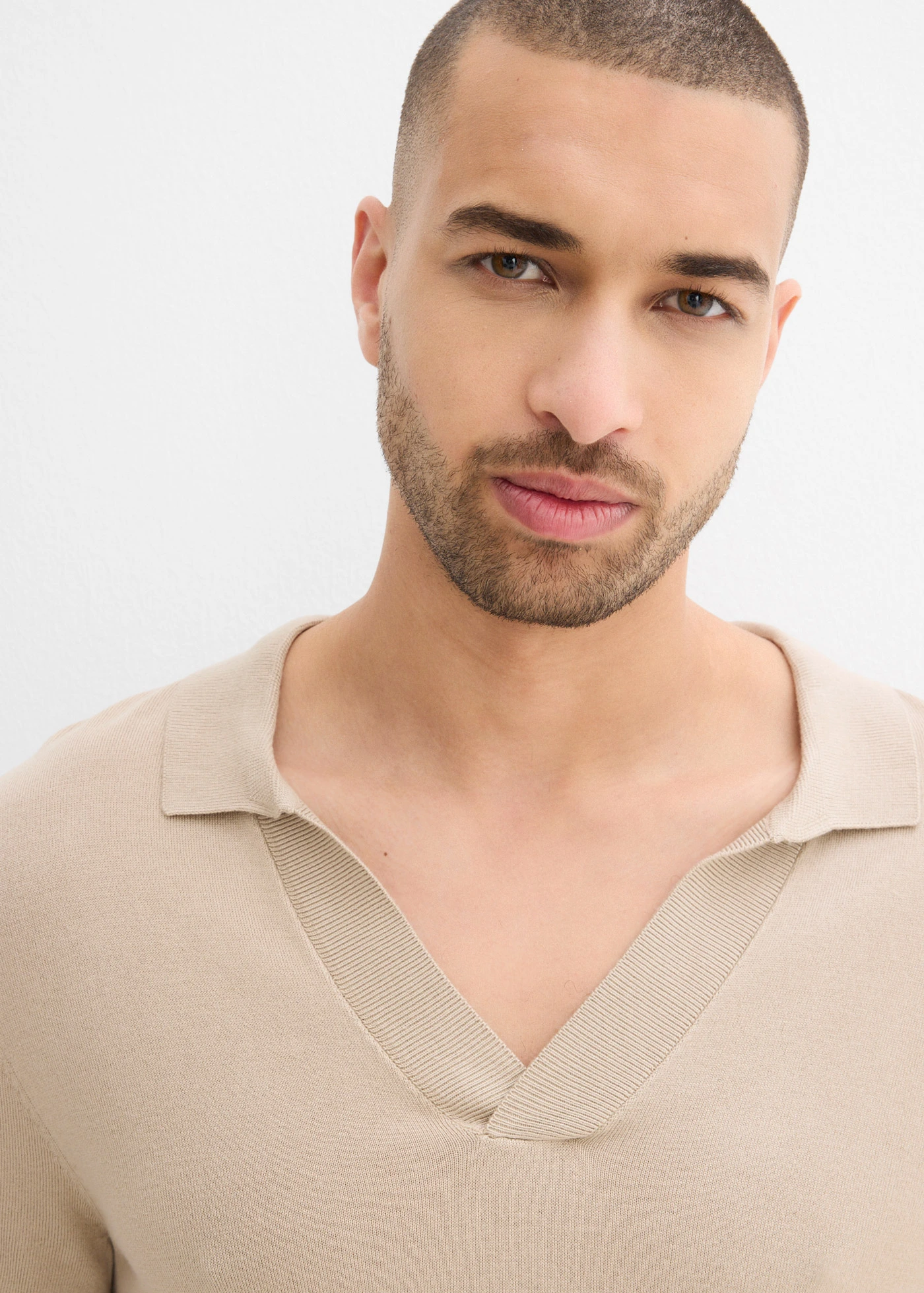 Poloshirt van fijn materiaal • sand • bonprix online shop
