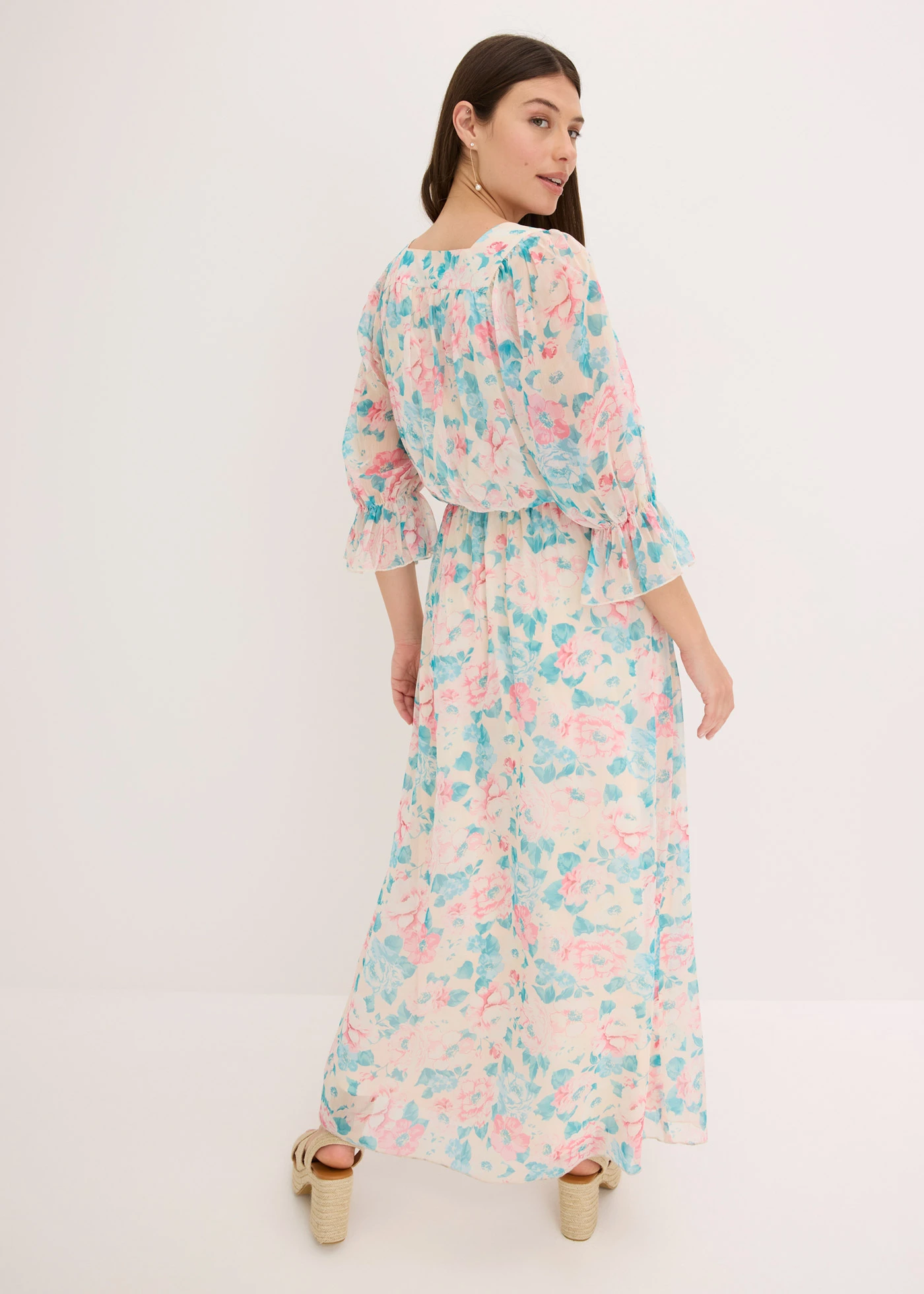 Maxi jurk van chiffon • beige gebloemd • bonprix online shop