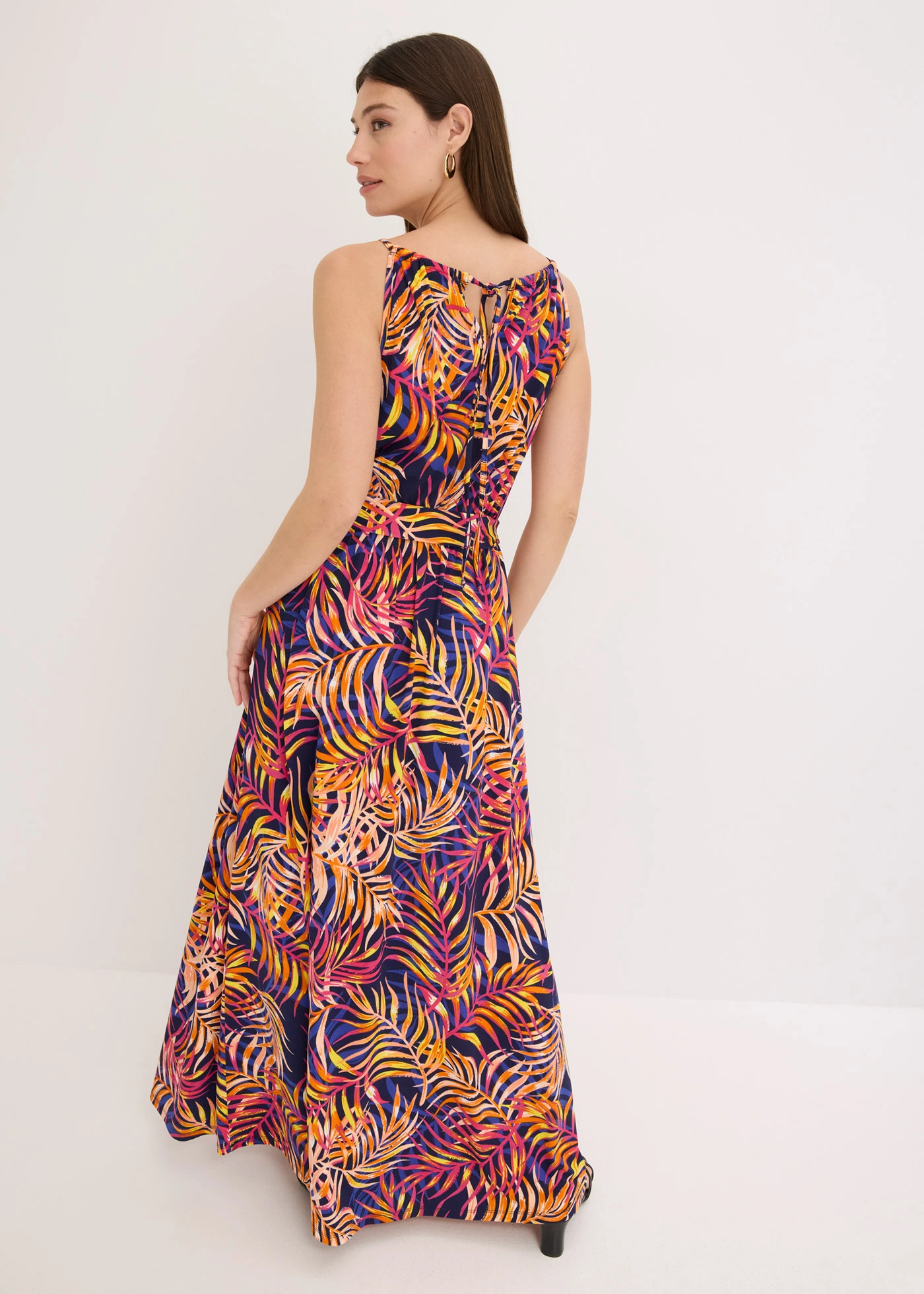 Potištěné žerzejové šaty • modrá s květy • bonprix obchod