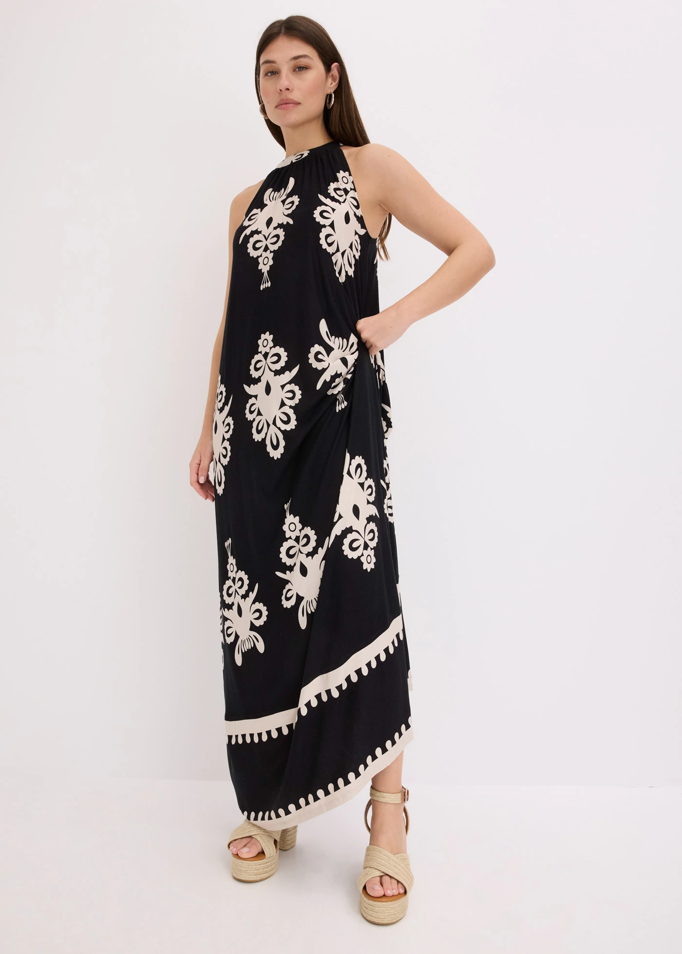 Jersey jurk in een zachte visocemix • zwart/crème • bonprix online shop