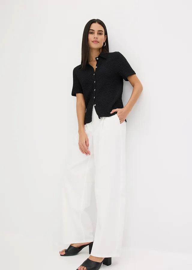 Blouse met structuur • zwart • product-page.page-title-suffix