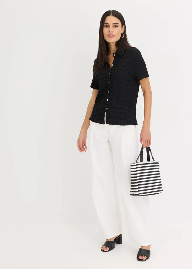 Blouse met structuur • zwart • product-page.page-title-suffix