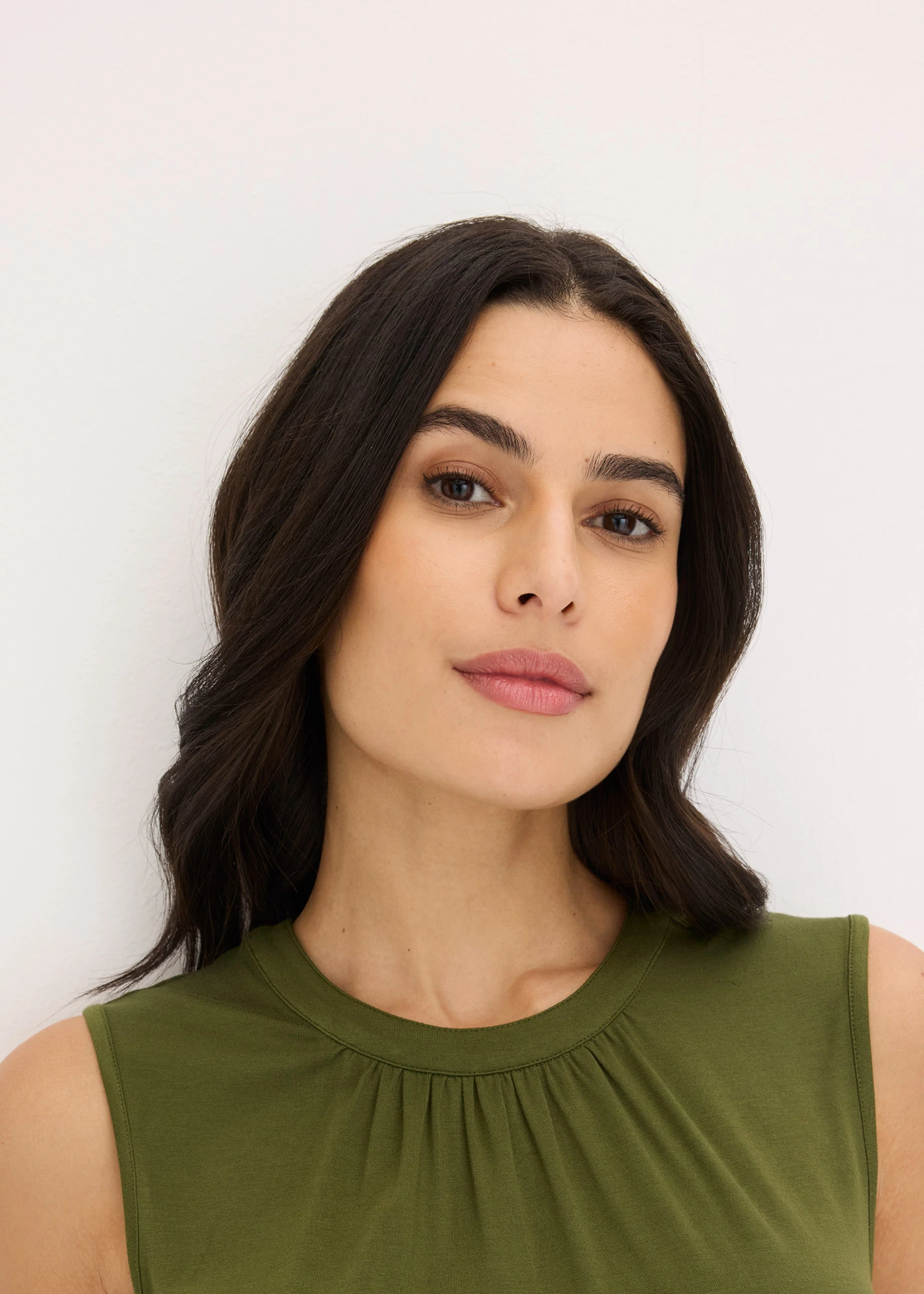 Halenkový top ze žerzeje • tmavě khaki • bonprix obchod