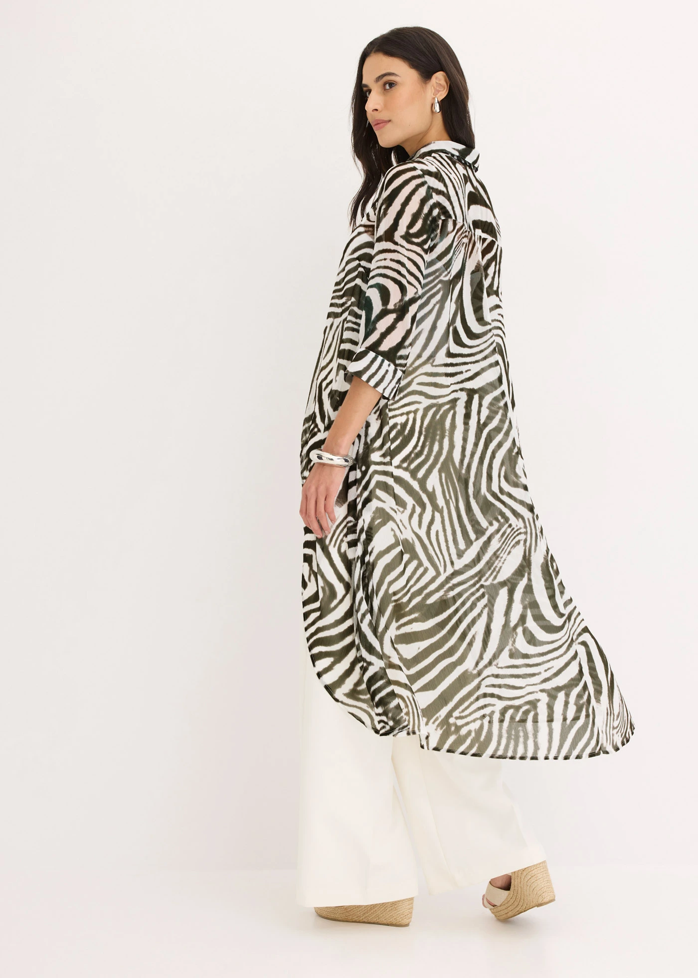 Dlouhá šifonová halenka • přírodno-tmavě olivová se zebřím vzorem • bonprix obchod