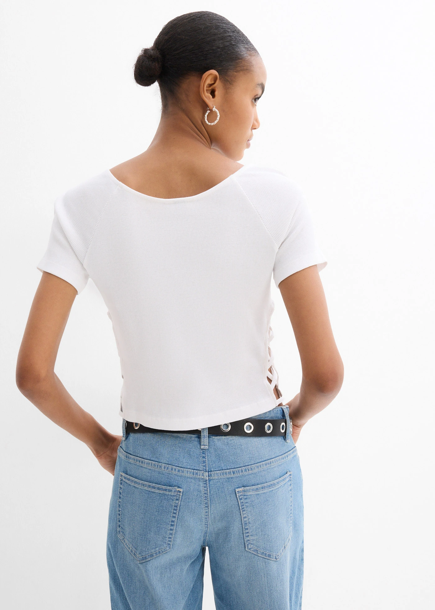 Přiléhavé tričko z čisté organické bavlny • bílá • bonprix obchod