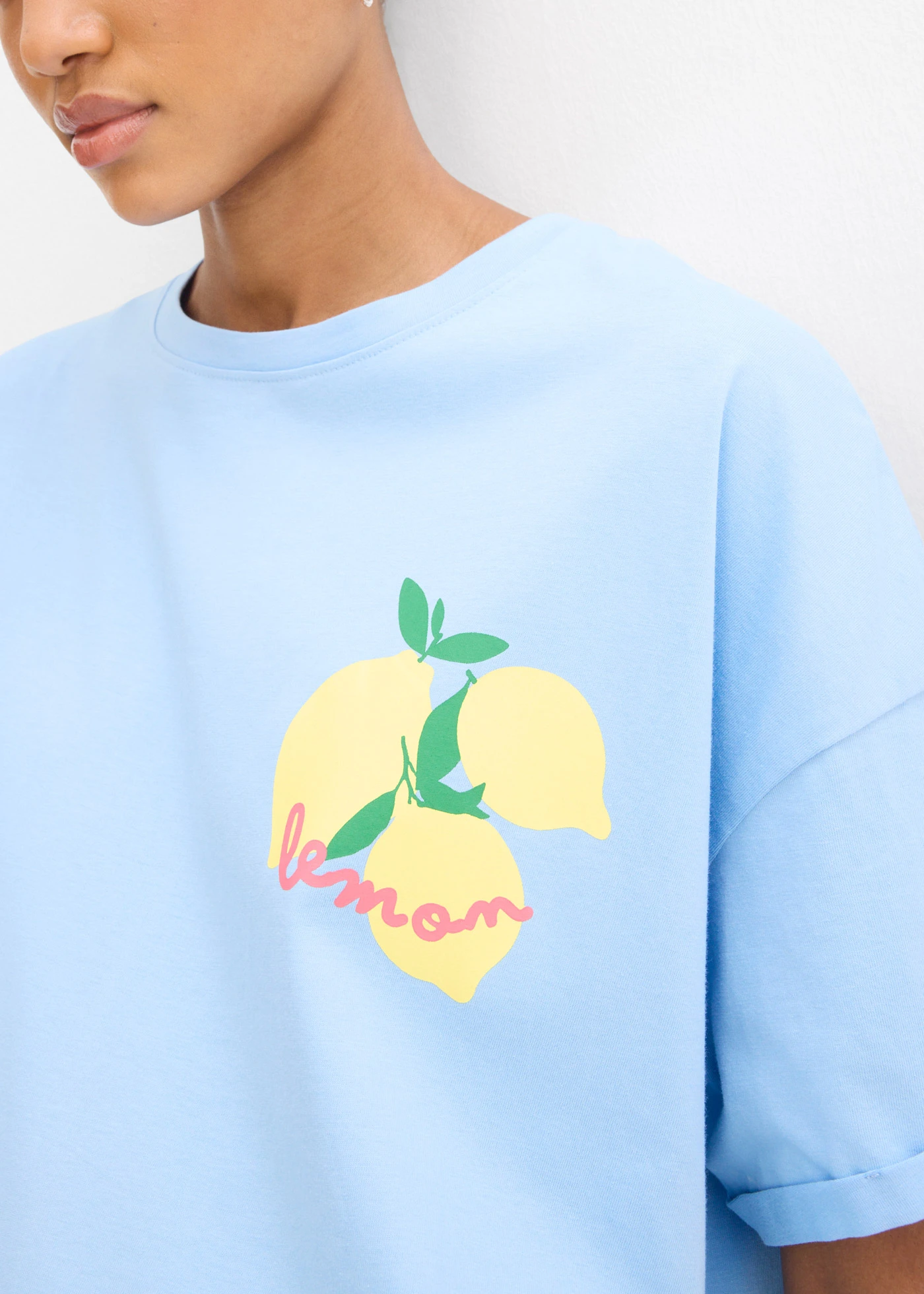 T-shirt oversize z czystej bawełny organicznej • jasnoniebiesko-żółty kremowy z nadrukiem • sklep bonprix