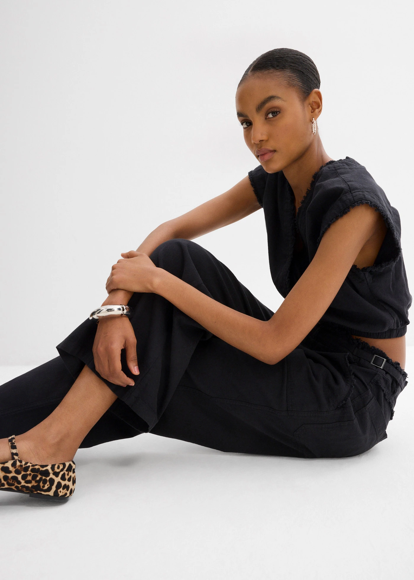 Top blouse raccourci • noir • Boutique bonprix