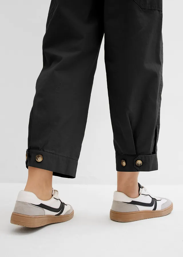 Cropped cargo broek • zwart • product-page.page-title-suffix