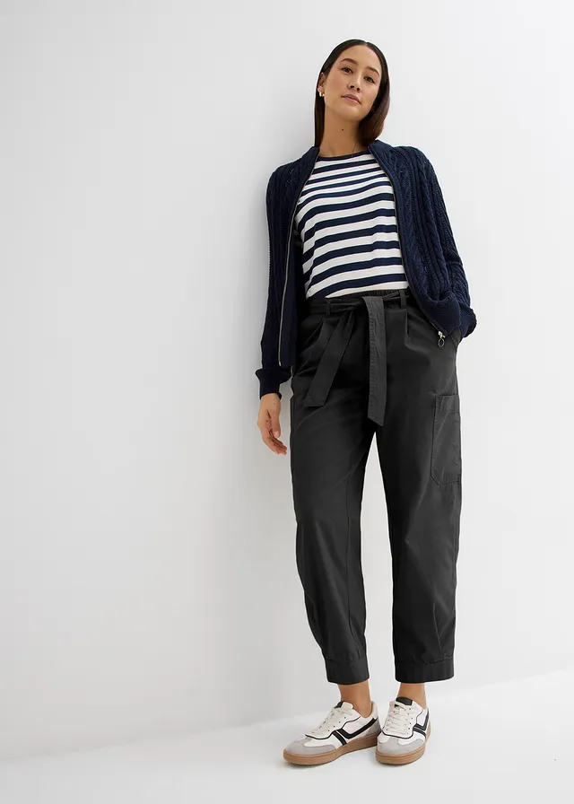 Cropped cargo broek • zwart • product-page.page-title-suffix