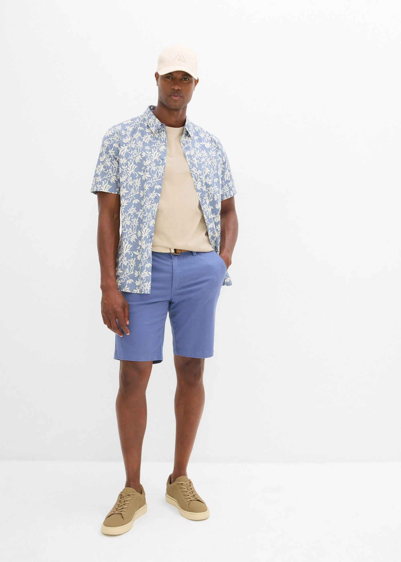 Strečové bermudy s páskem, Regular Fit • džínově modrá • bonprix obchod