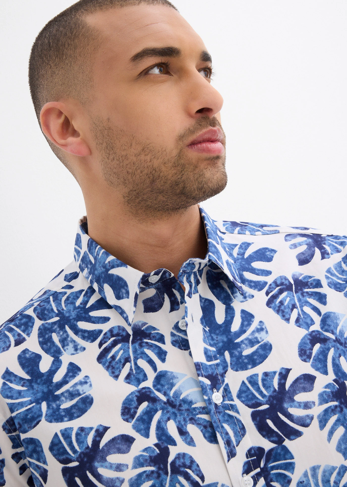 Košile z čisté bavlny, krátký rukáv • přírodní bílo-modrá s potiskem • bonprix obchod