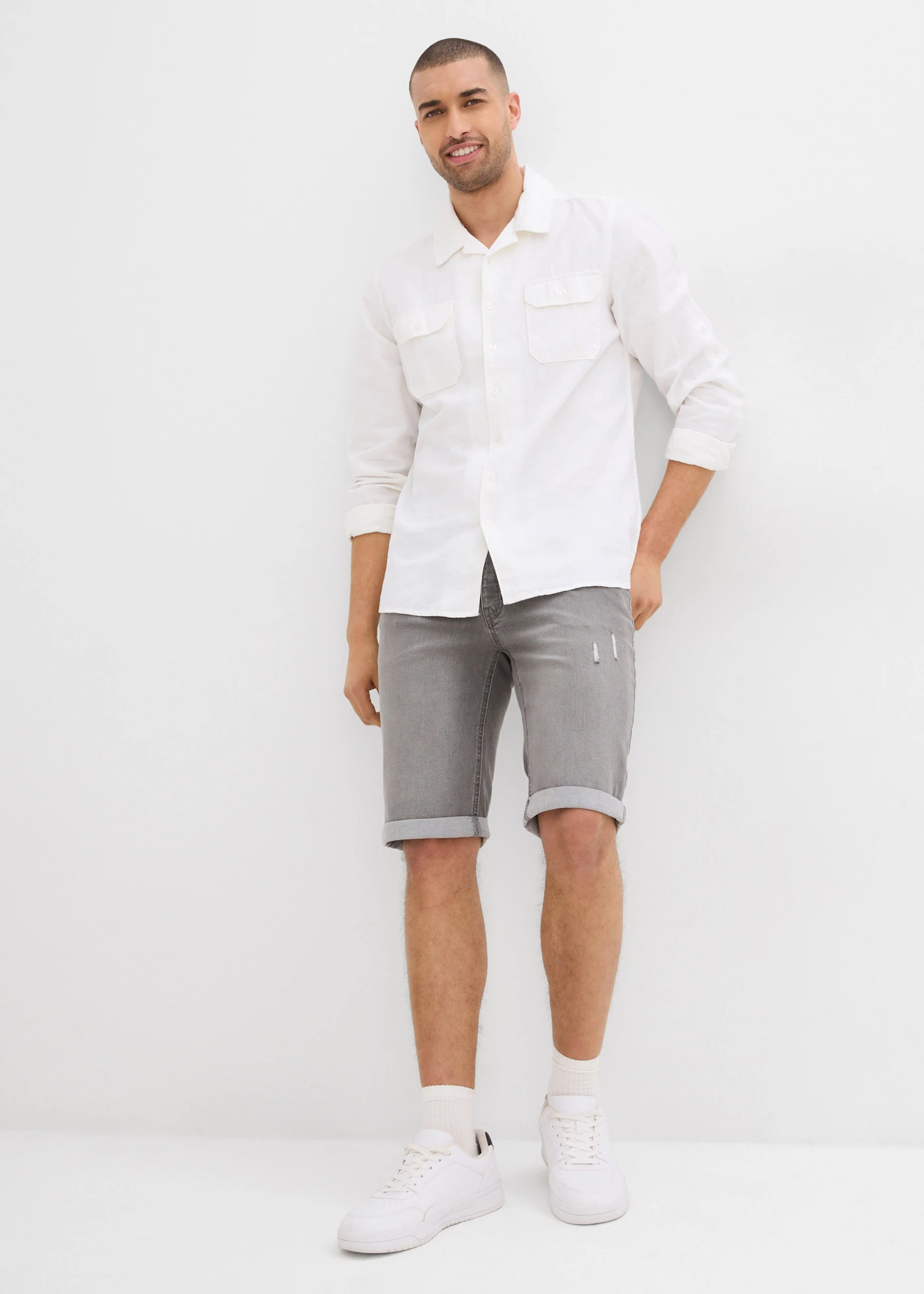 Strečové džínové bermudy s ohrnutým lemem, Regular Fit • šedý denim • bonprix obchod