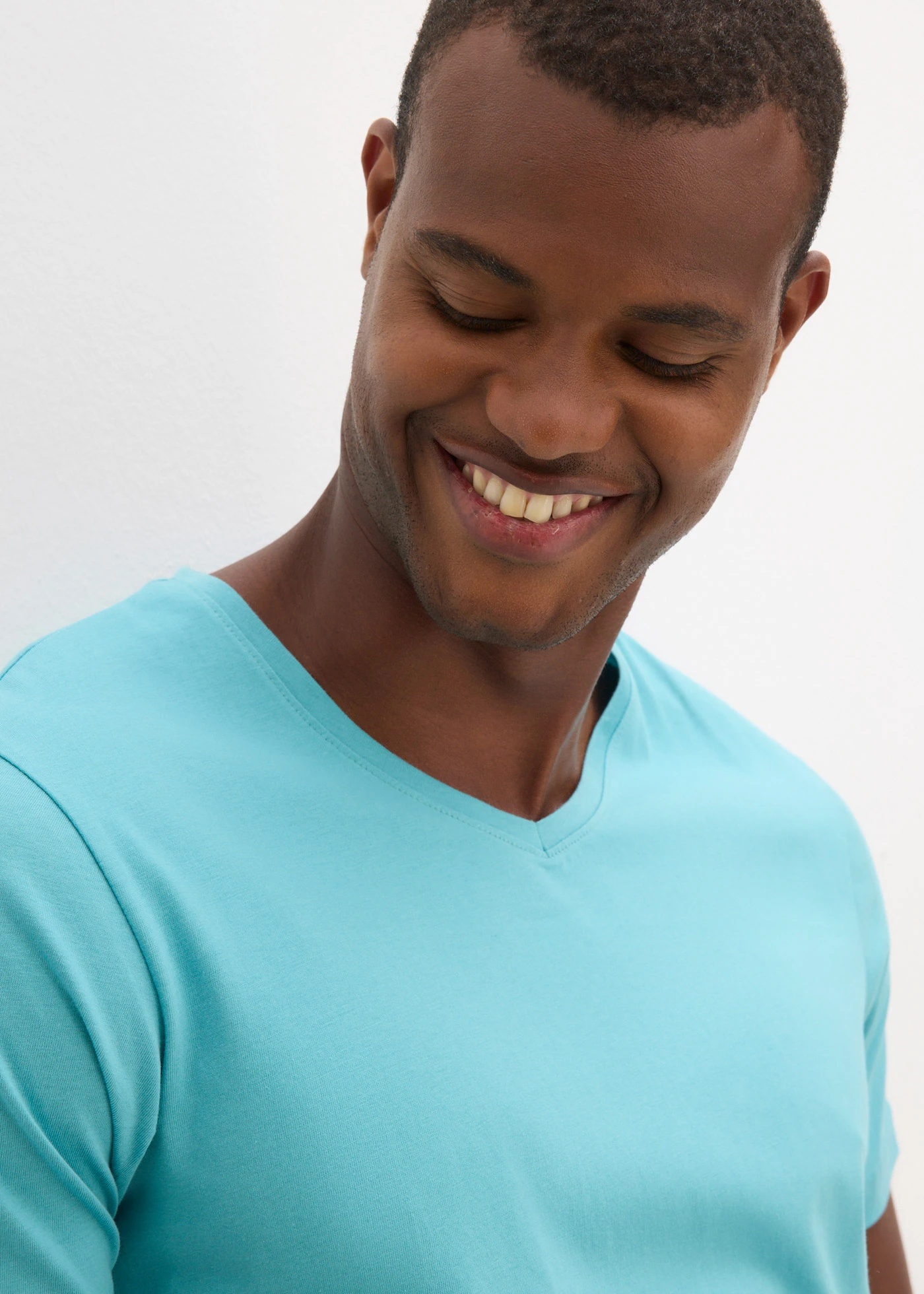 T-shirt met V-hals (set van 5) • zeegroen+kobaltturkoois+petrol+grijs gemêleerd+antraciet gemêleerd • bonprix online shop