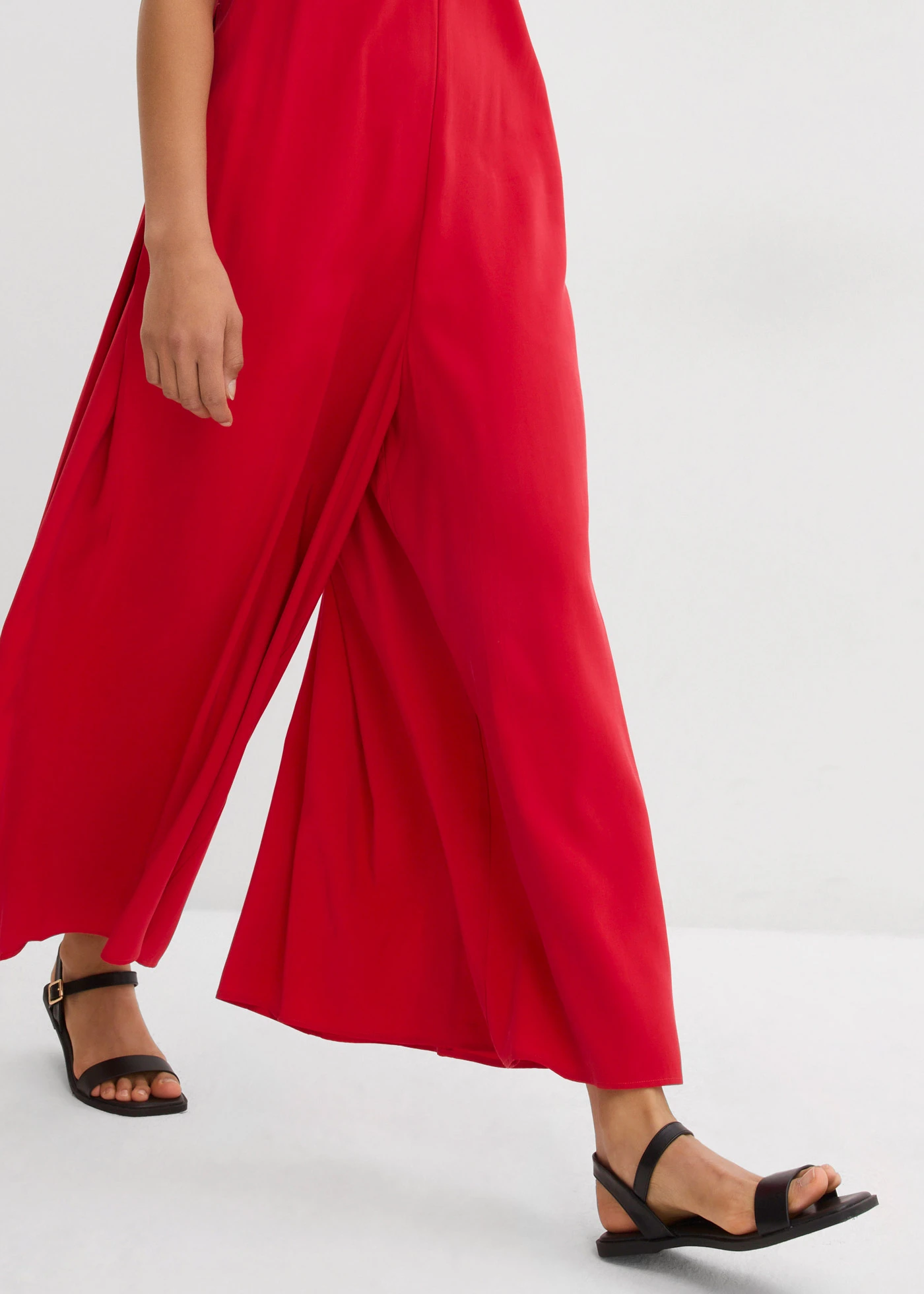 Jumpsuit in een viscosemix met verstelbare bandjes • salsarood • product-page.page-title-suffix