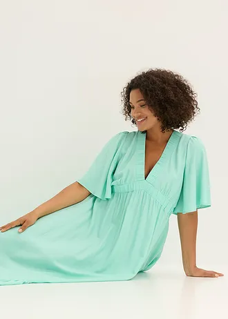Stupňovité maxi šaty ze splývavé viskózy • mentolově modrá plus size • bonprix obchod