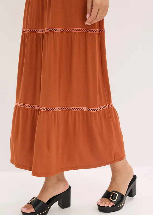 Maxi jurk met gehaakte inzetstukken • roestbruin • product-page.page-title-suffix