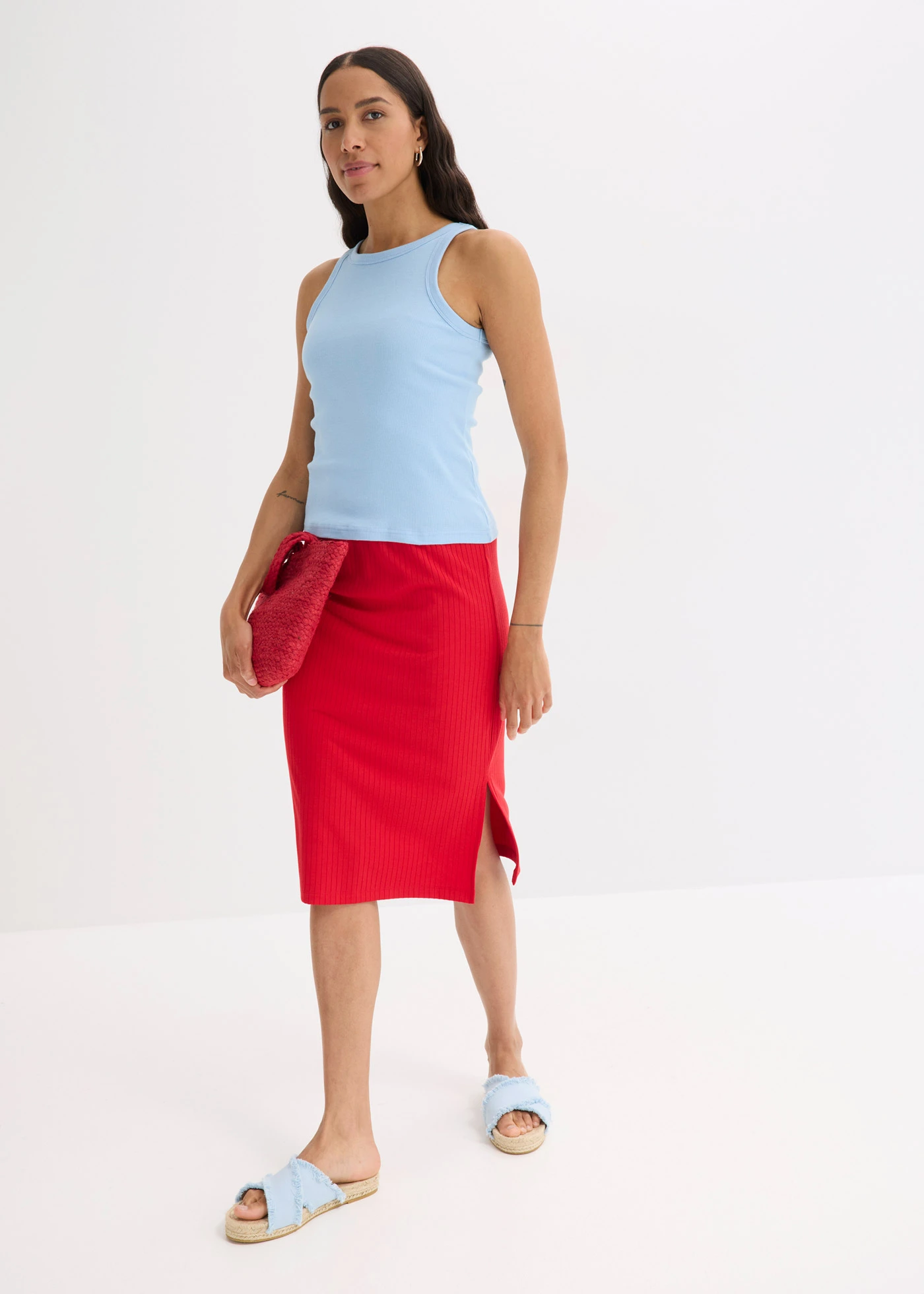 Geribde tanktop • lichtblauw • bonprix online shop