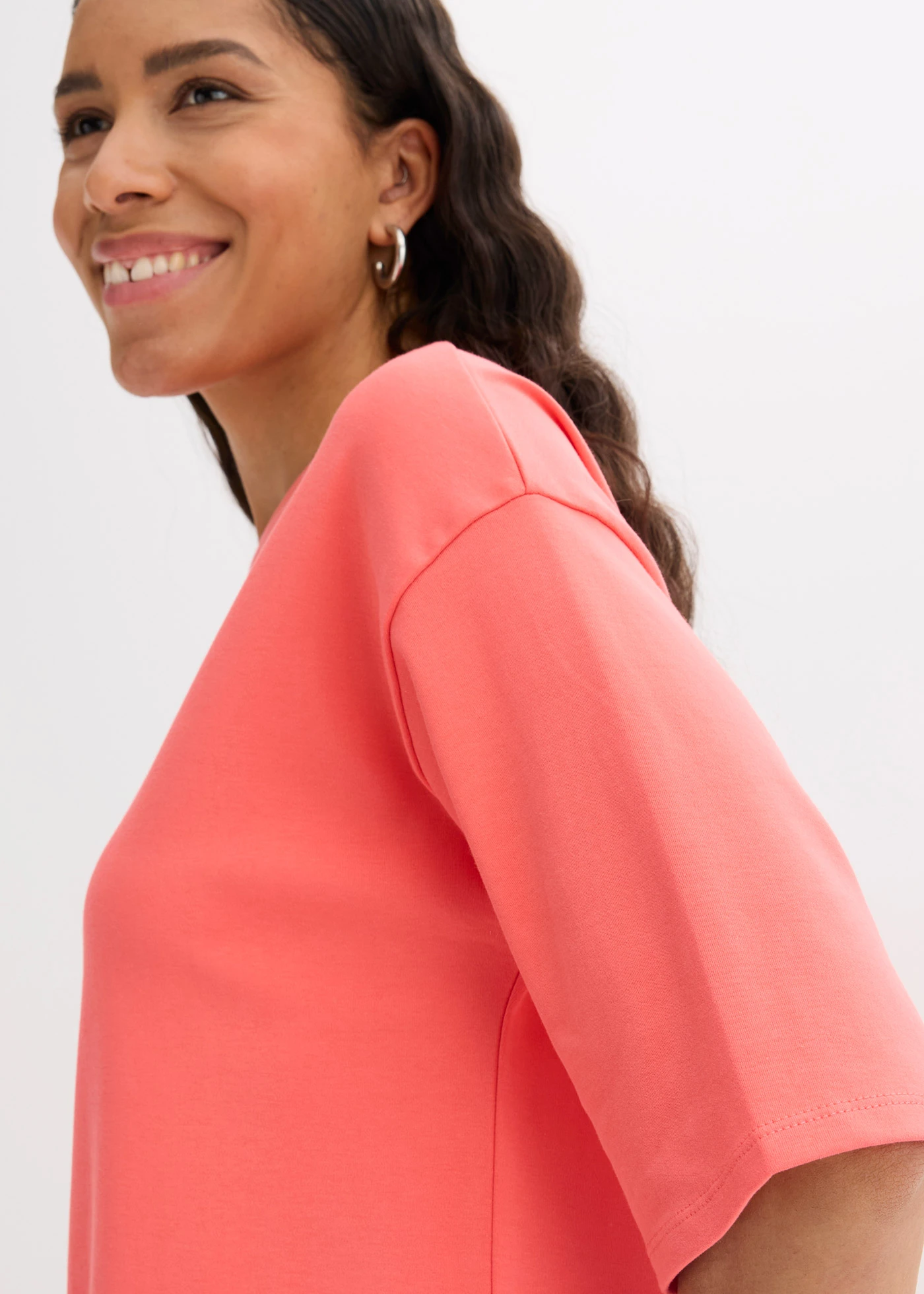 Oversize úpletové šaty z těžké organické bavlny • světle lososová • bonprix obchod