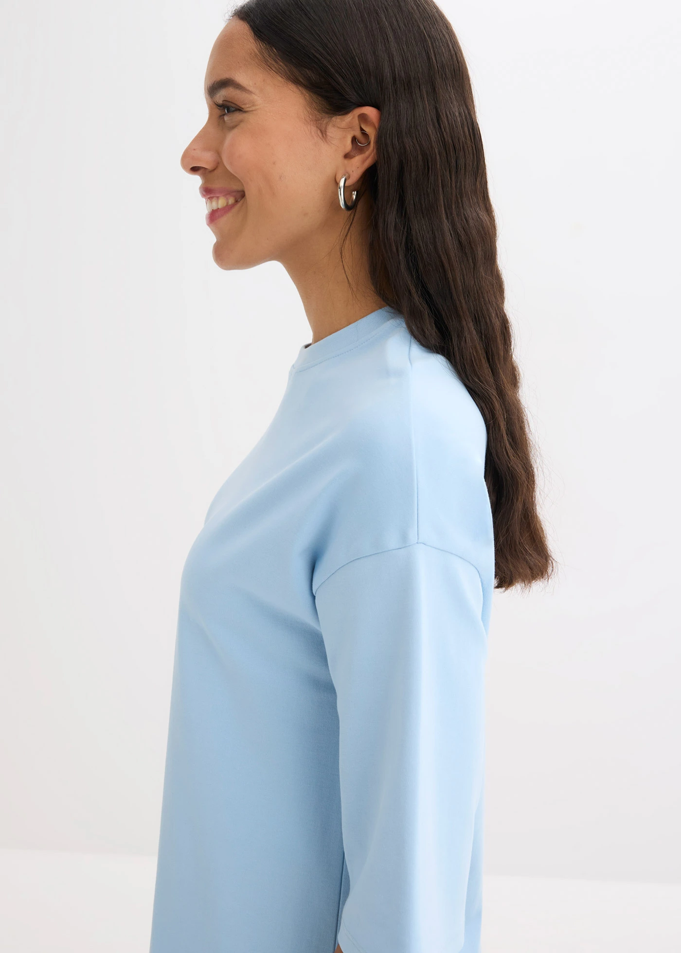 Sukienka T-shirtowa oversize z grubej bawełny organicznej • jasnoniebieski • sklep bonprix