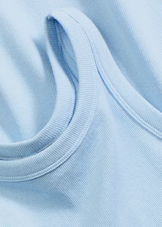 Geribde tanktop • lichtblauw • bonprix online shop