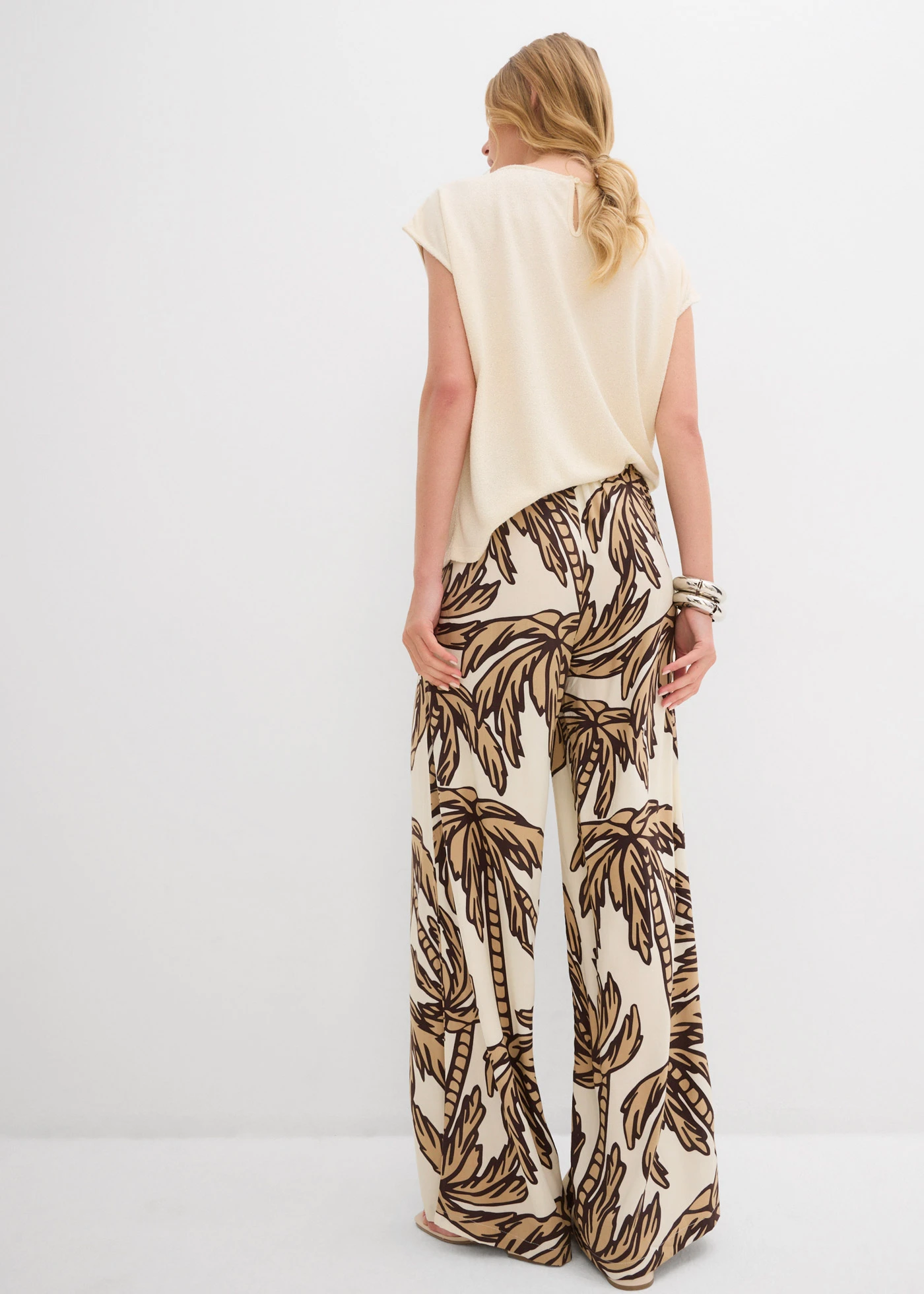 Marlene Dietrich broek van soepele viscose • ecru-donkerbruin-new beige gebloemd • bonprix online shop