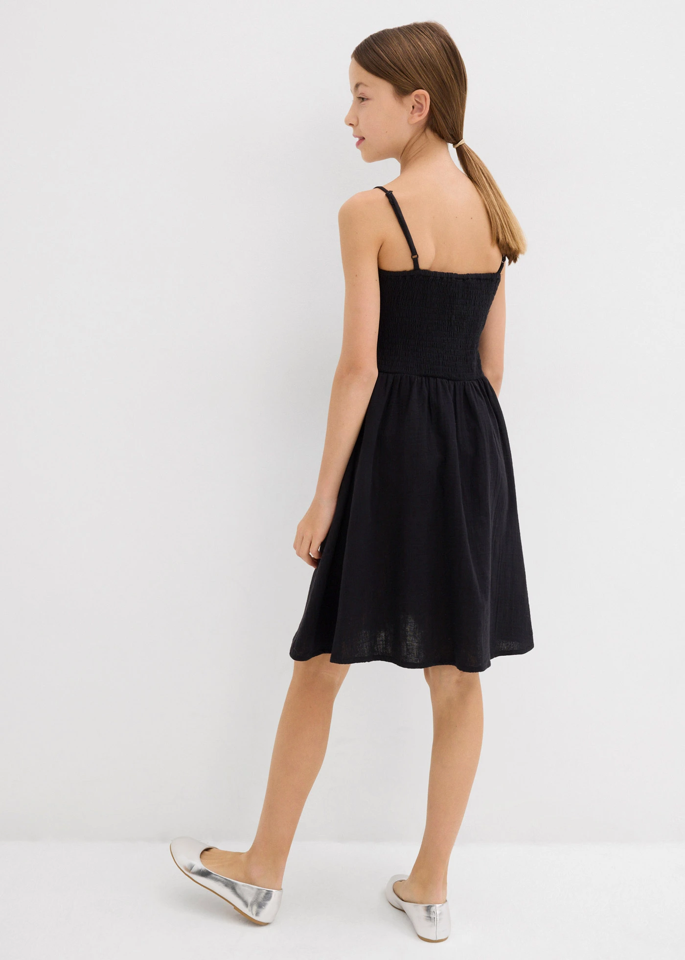 Šaty na ramínka, ze vzdušného mušelínu • černá • bonprix obchod