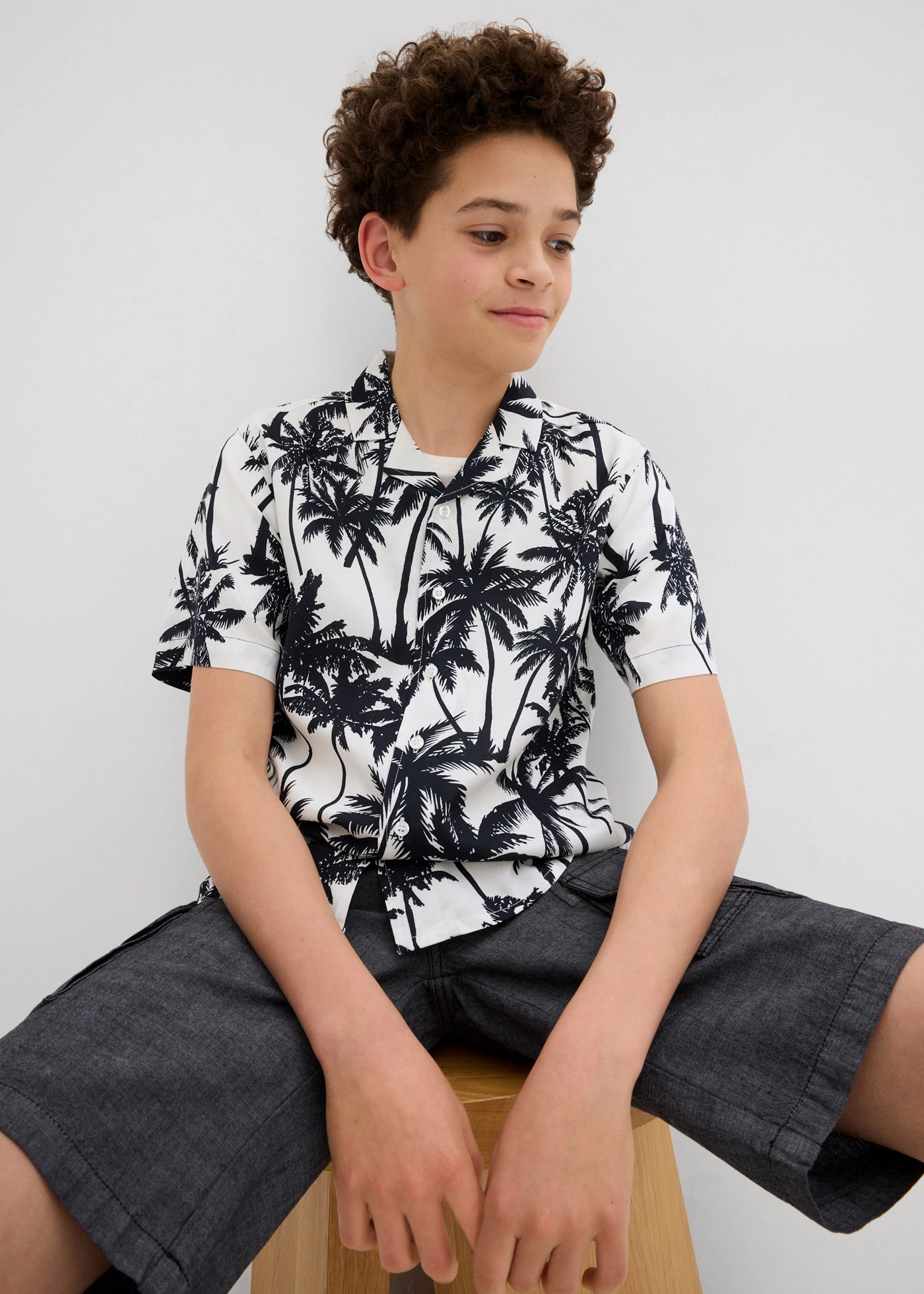 Košile s krátkým rukávem, z měkké viskózy • černo-bílá s potiskem • bonprix obchod