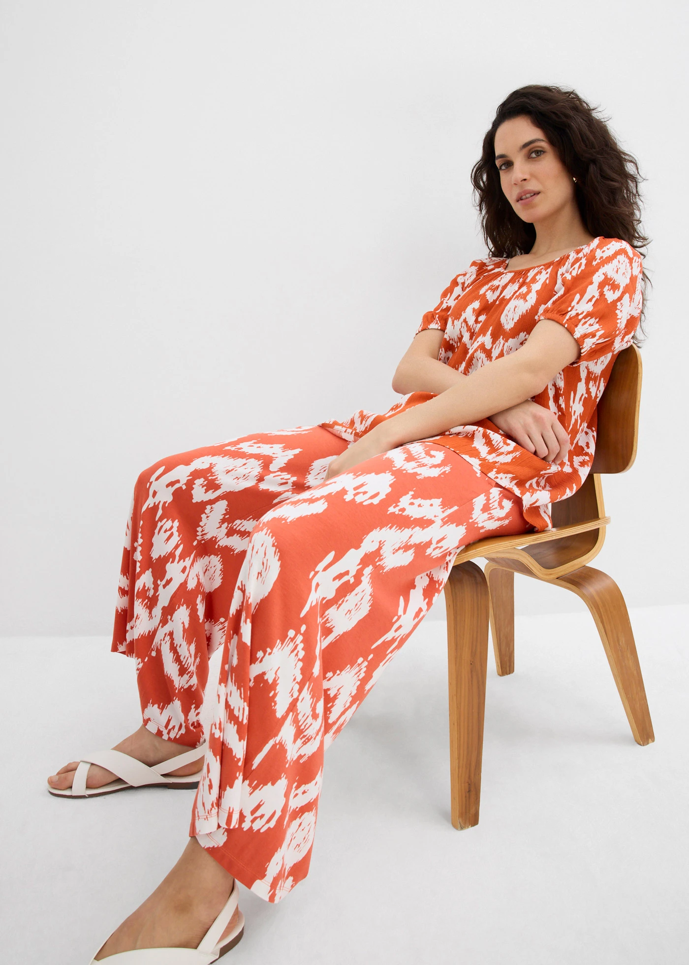 Žerzejové kalhoty z viskózové směsi • skořicově červená-přírodní bílá • bonprix obchod