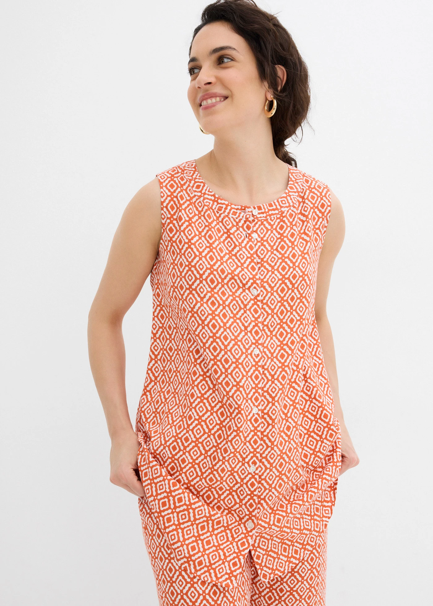 Dlouhá halenka z měkké viskózy • skořicově červená-přírodní bílá • bonprix obchod