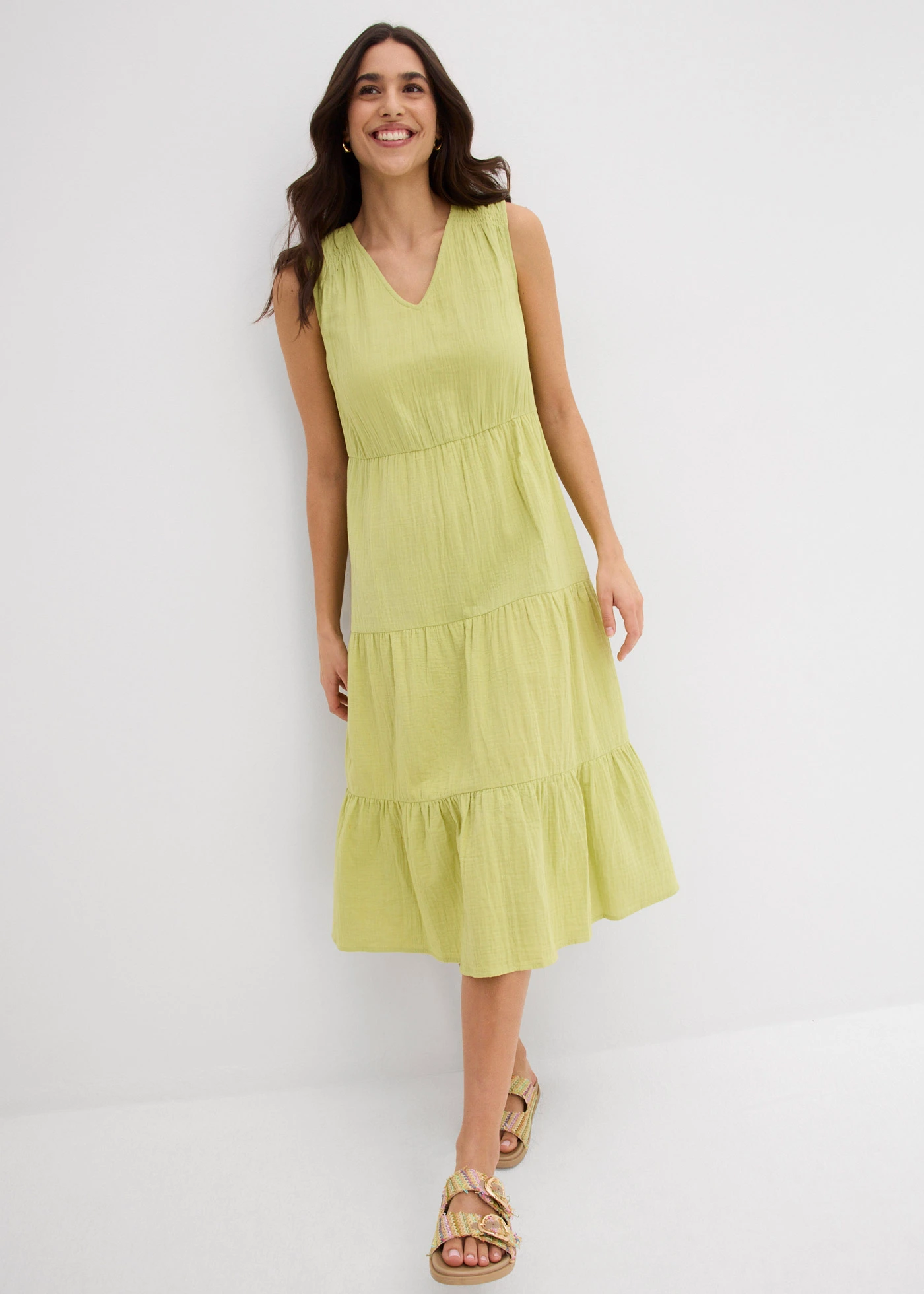 Šaty z měkkého mušelínu • matně pistáciová • bonprix obchod