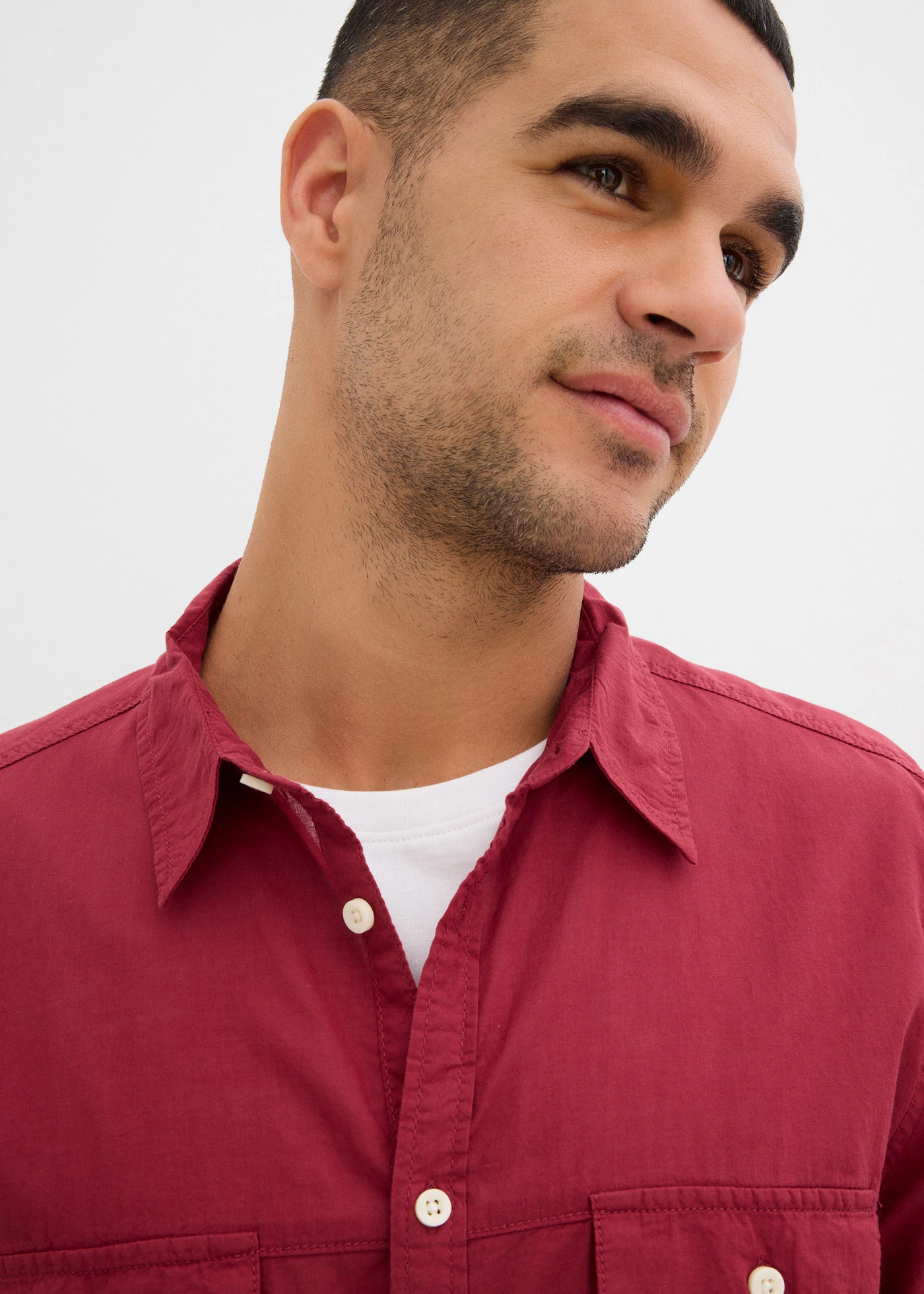 Licht overhemd met korte mouwen • pruimrood • bonprix online shop