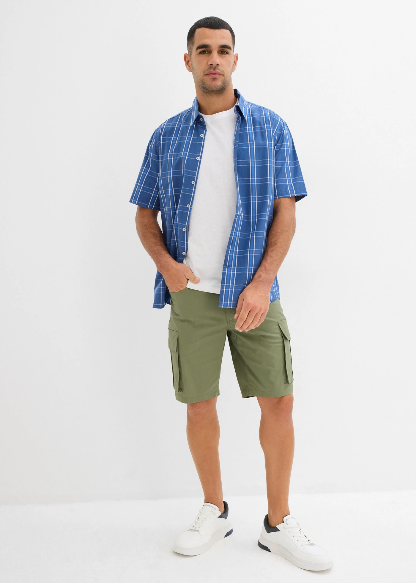 Košile s krátkým rukávem, z čisté bavlny • světlá indigo-přírodní bílo-nebesky modrá kostkovaná • bonprix obchod