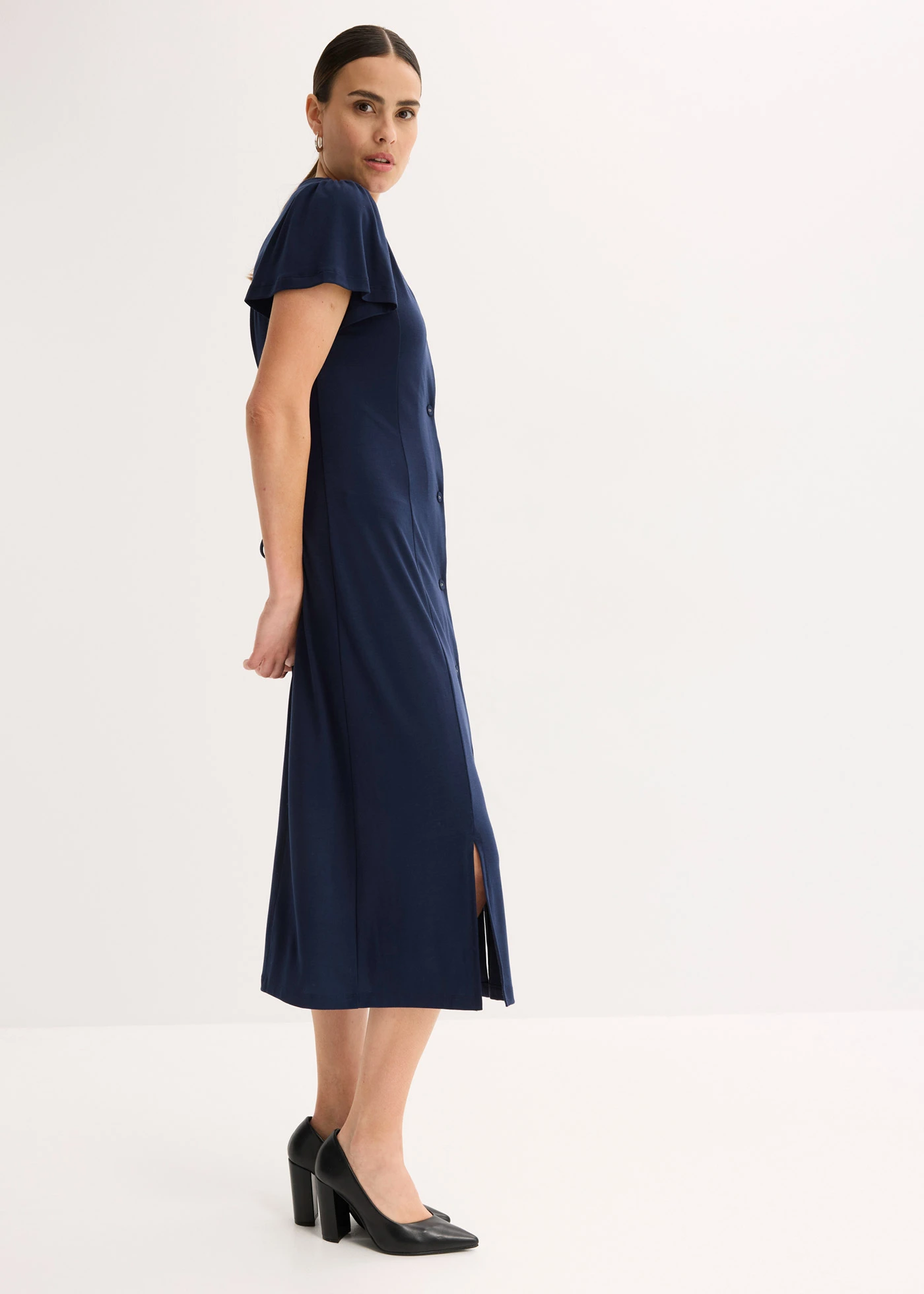 Úpletové šaty s rozparkem • tmavě modrá • bonprix obchod