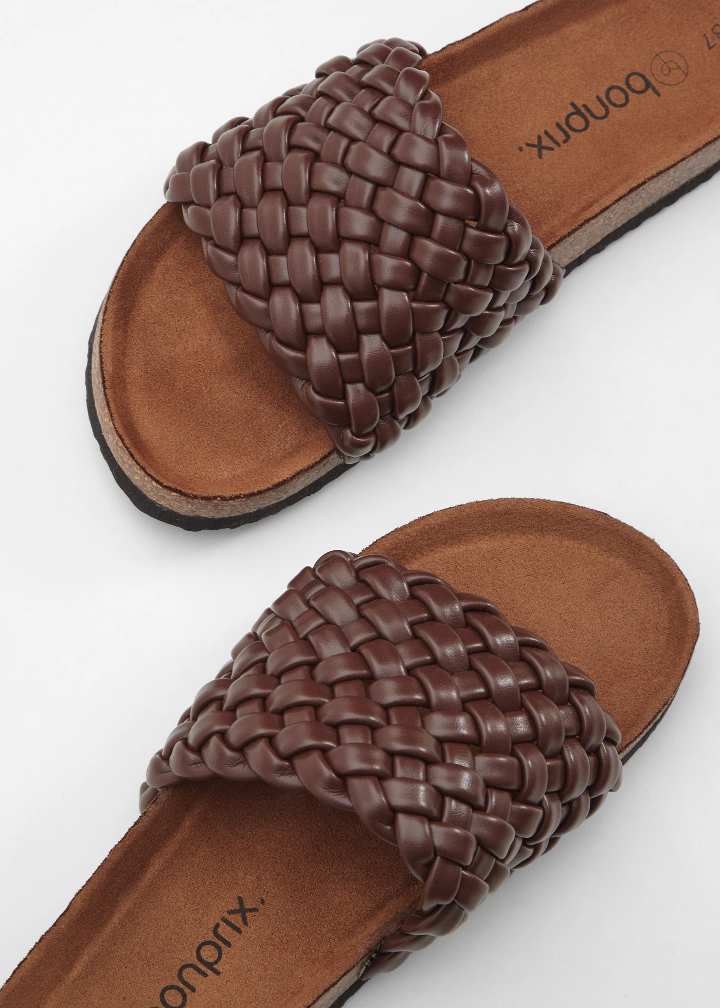 Mules tressées • marron foncé • Boutique bonprix