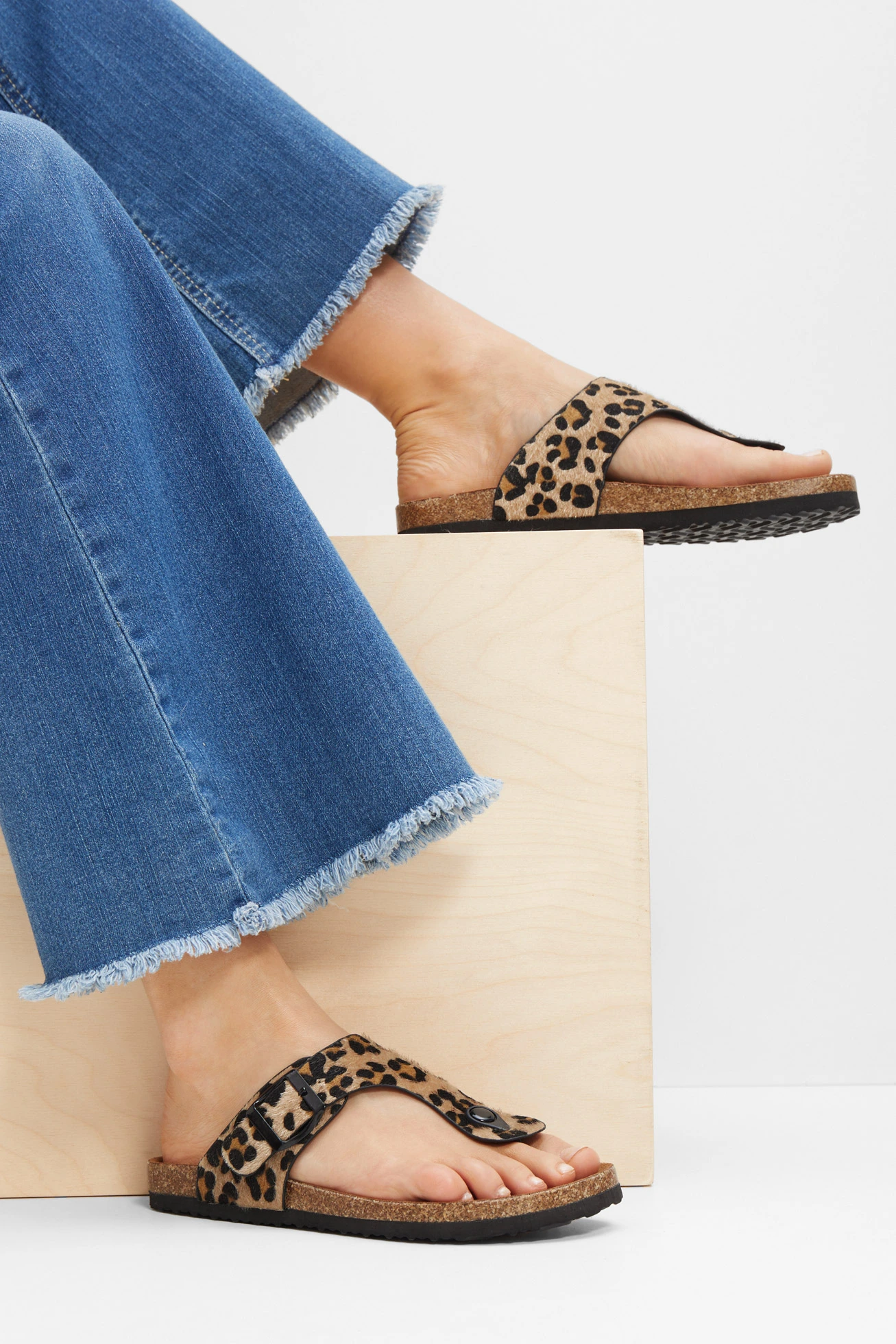 Mules entredoigt avec semelle anatomique • beige léopard • Boutique bonprix