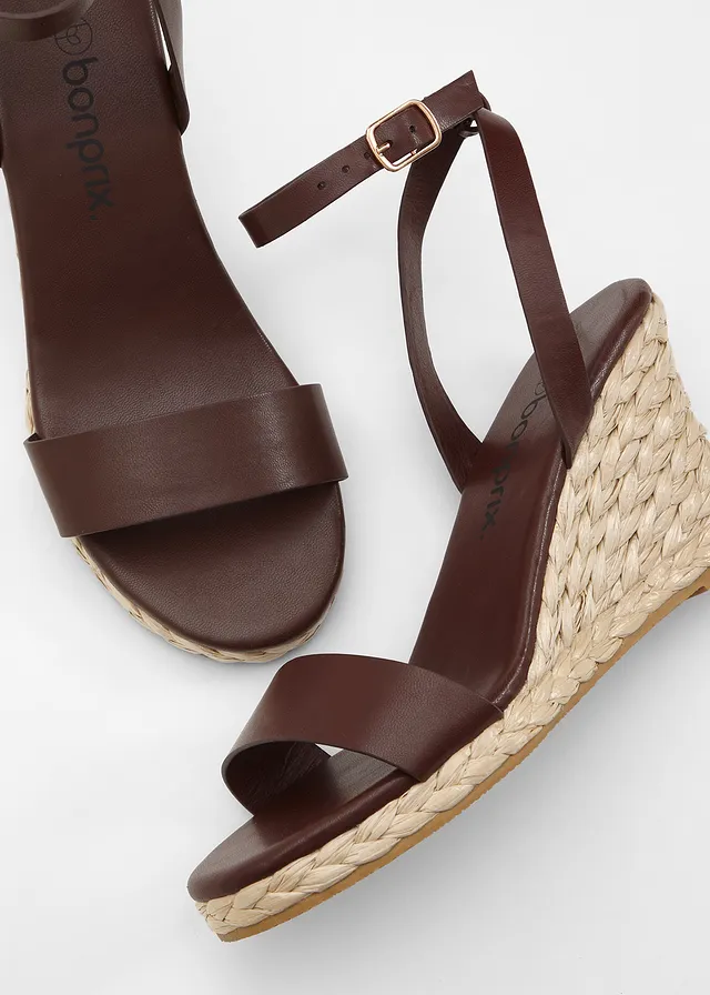 Sandales compensées • brun terre • product-page.page-title-suffix