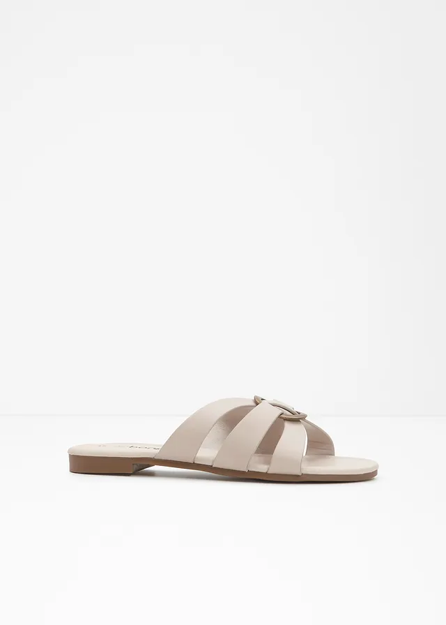 Mules avec anneau décoratif