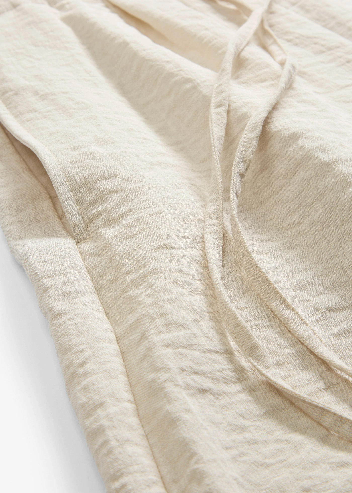 Bermudy ze splývavé viskózové směsi • přírodní • bonprix obchod