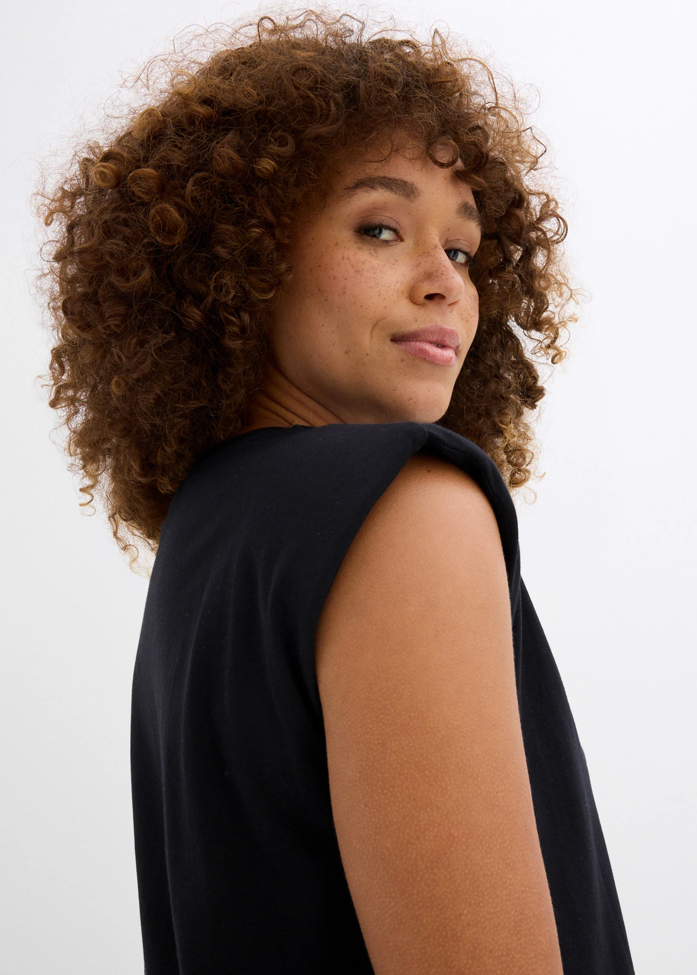 Úpletové šaty z čisté organické bavlny • černá • bonprix obchod