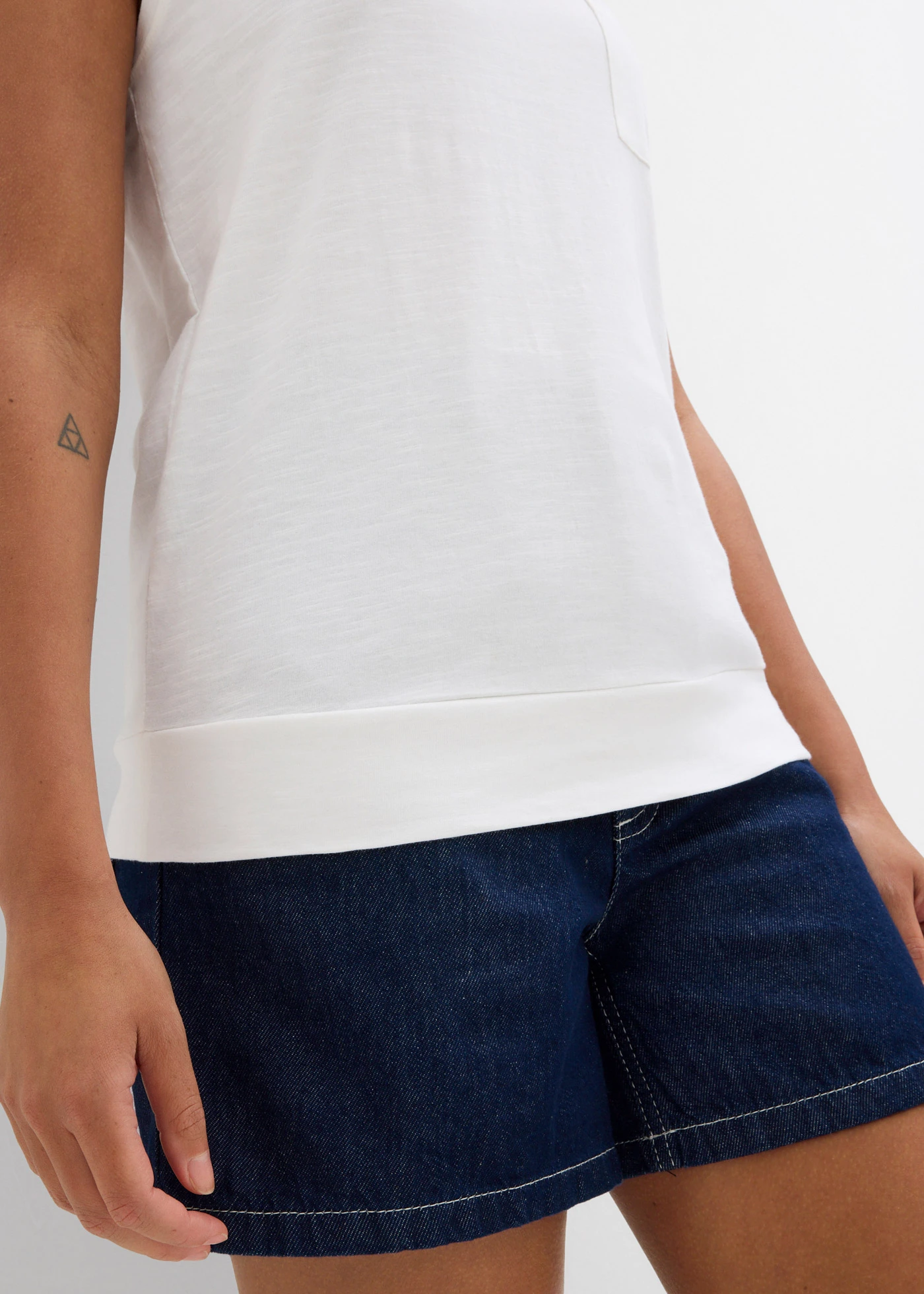 Tílko z čisté organické bavlny (2 ks v balení) • přírodní bílá + tmavě hnědá • bonprix obchod