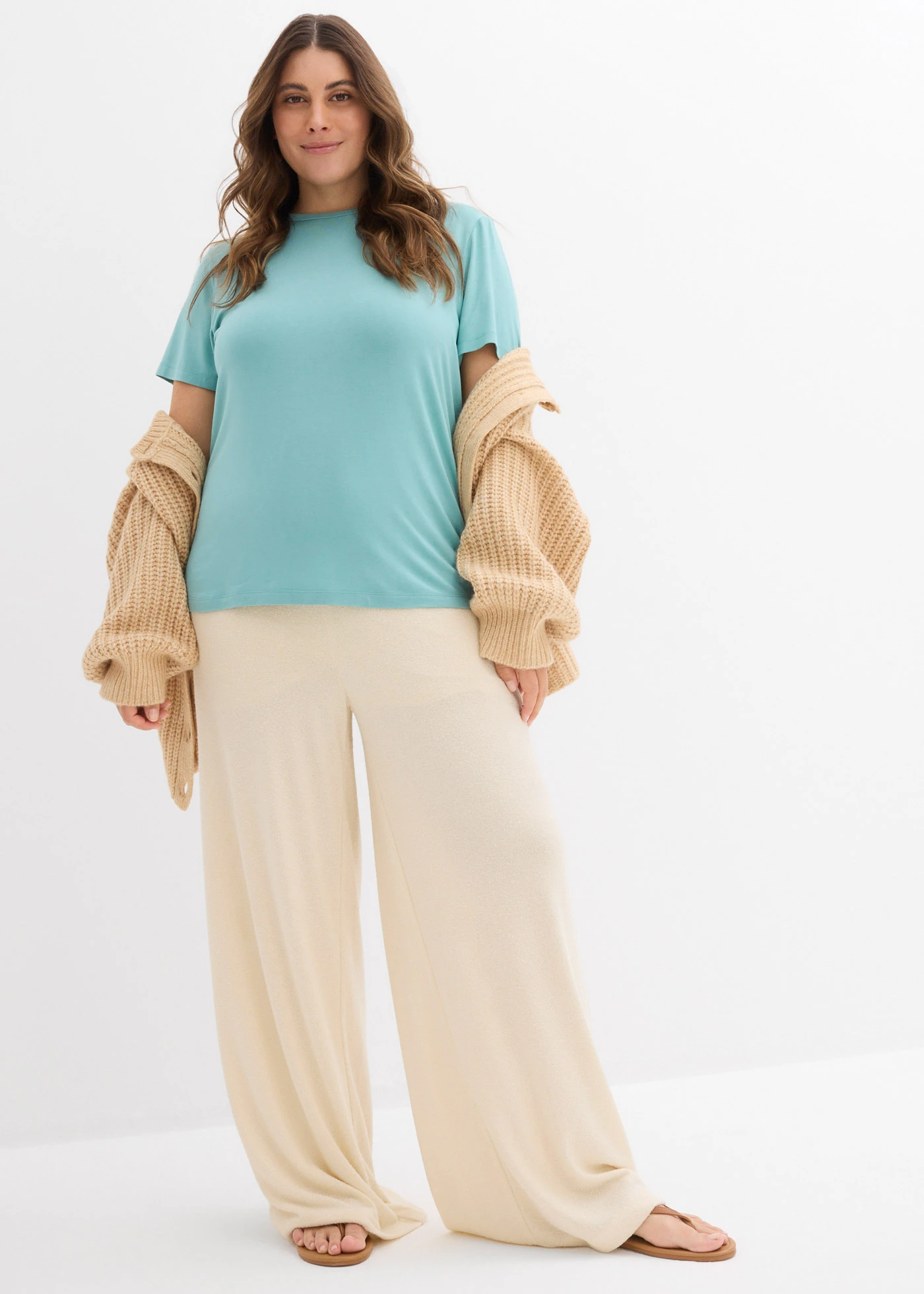 T-shirt van soepele viscose • lichtturkoois plus size • bonprix online shop