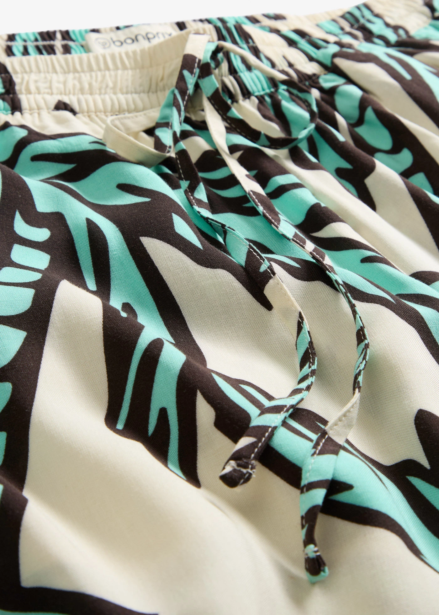 Marlene Dietrich broek van soepele viscose • mentholblauw-ecru-donkerbruin gebloemd • bonprix online shop